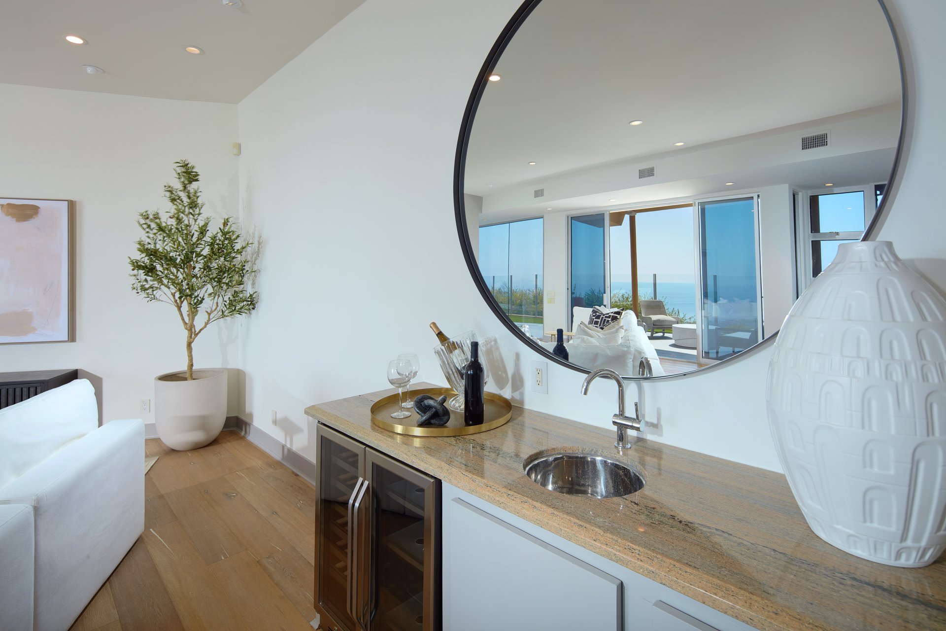 1415 Coral Drive