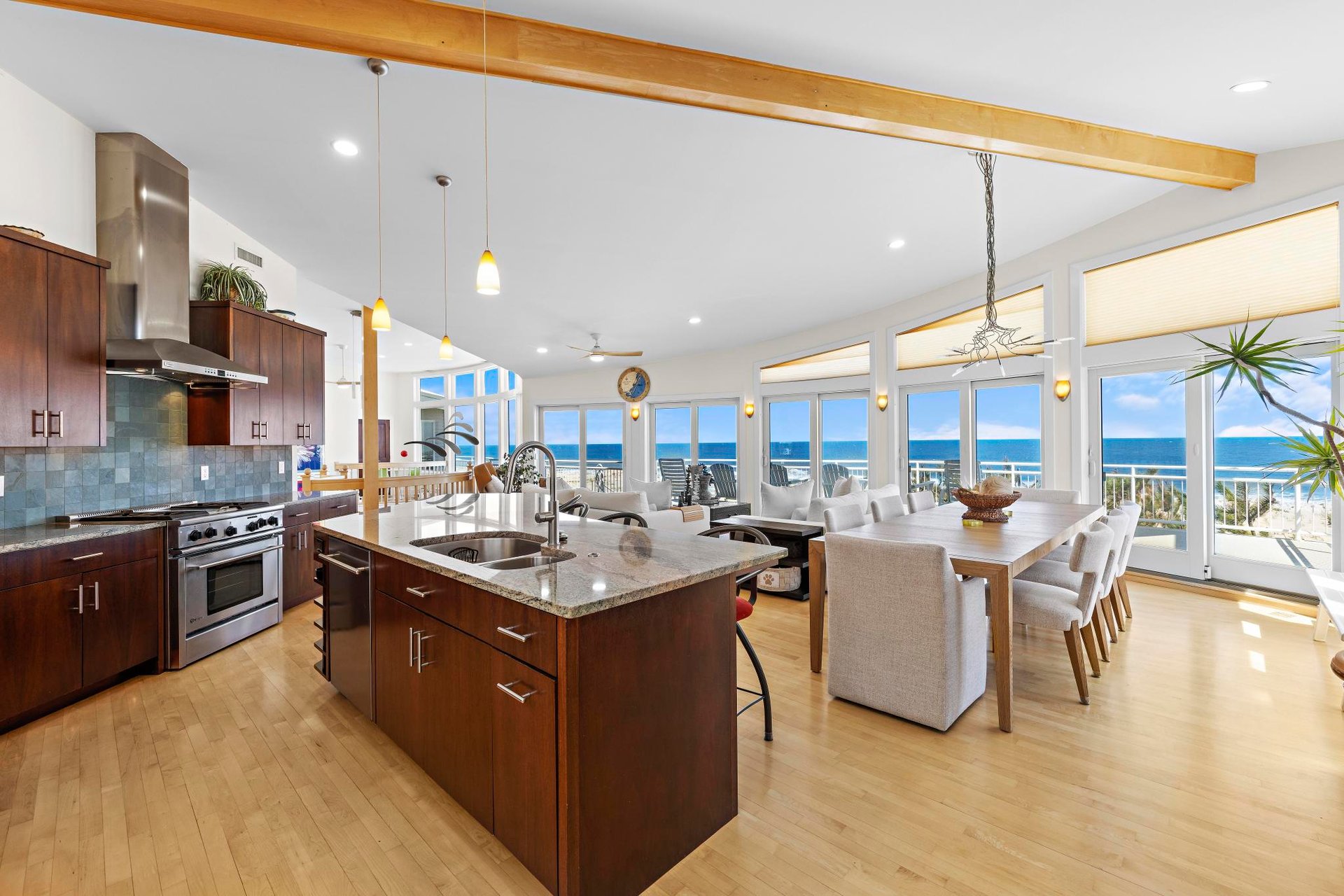 101 E Long Beach Boulevard 