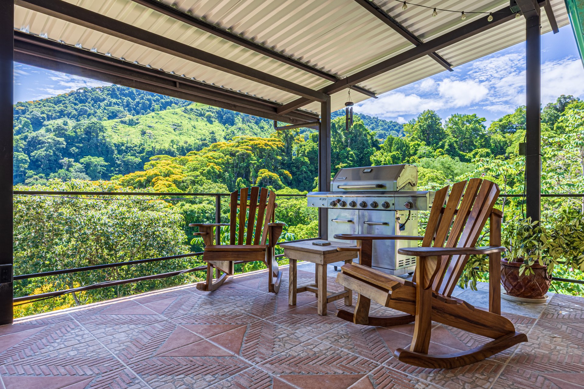 Mountain Farm & Homestead Opportunity in San Josecito, Costa Rica