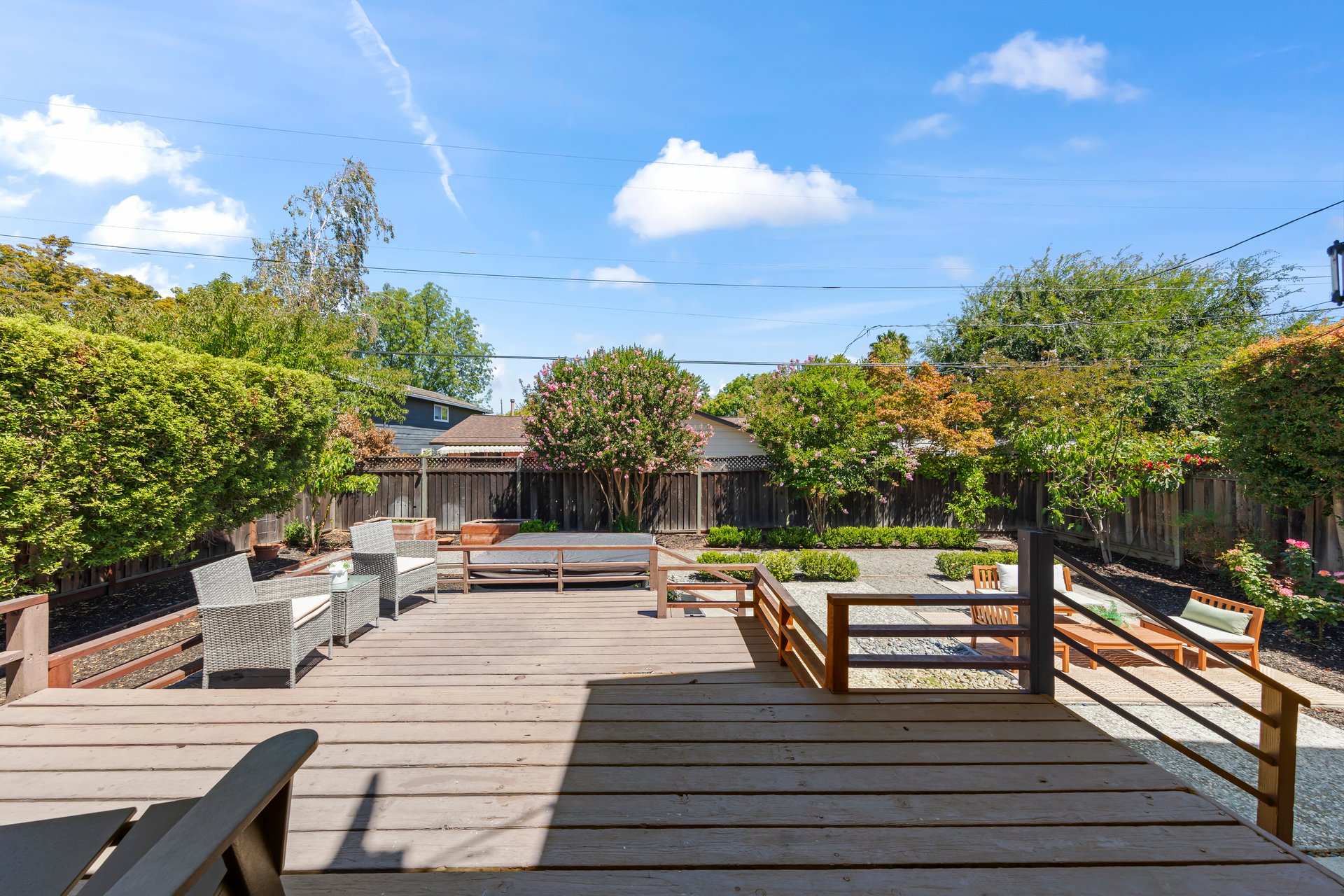 2390 Harris Ct.