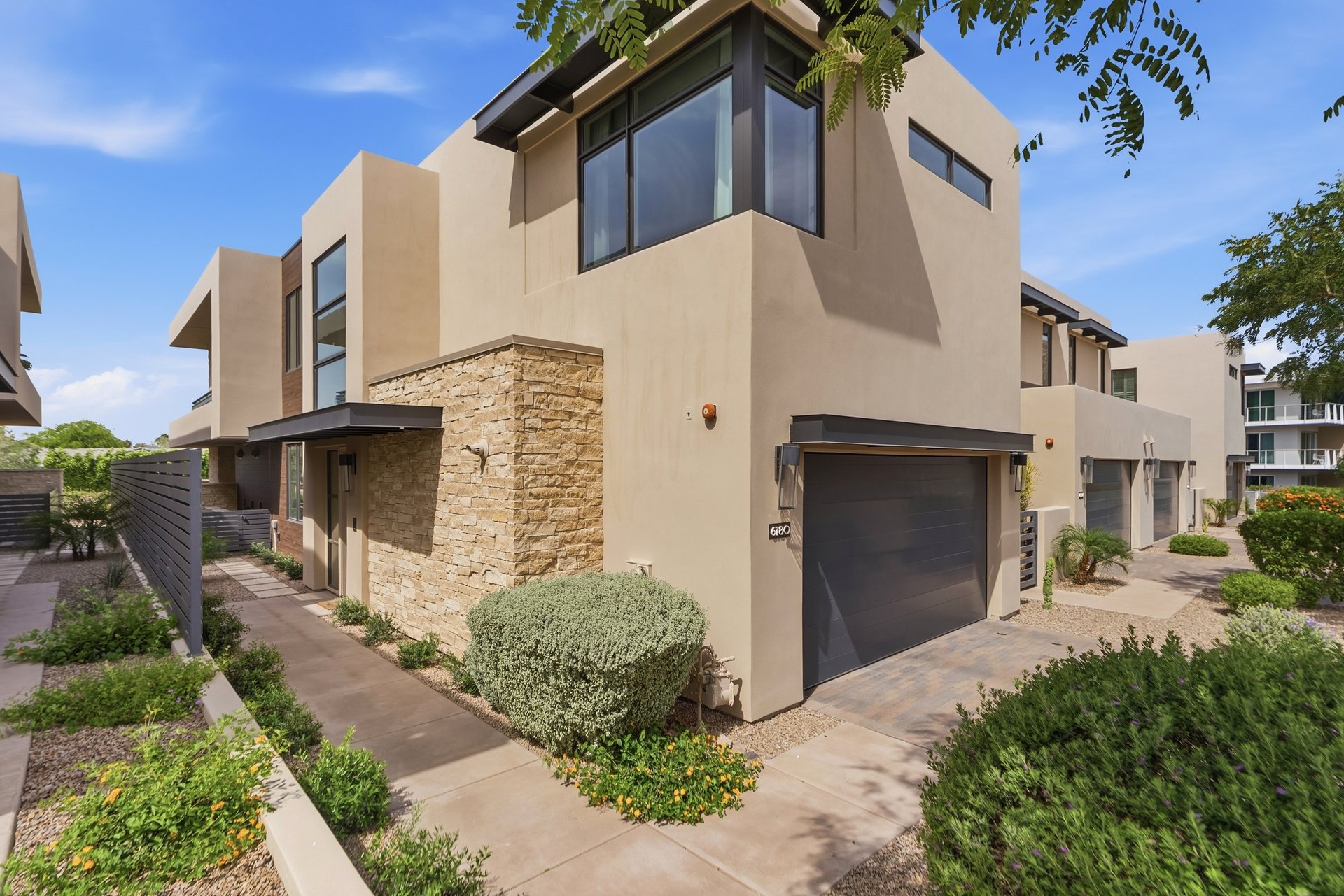 Las Brisas Drive