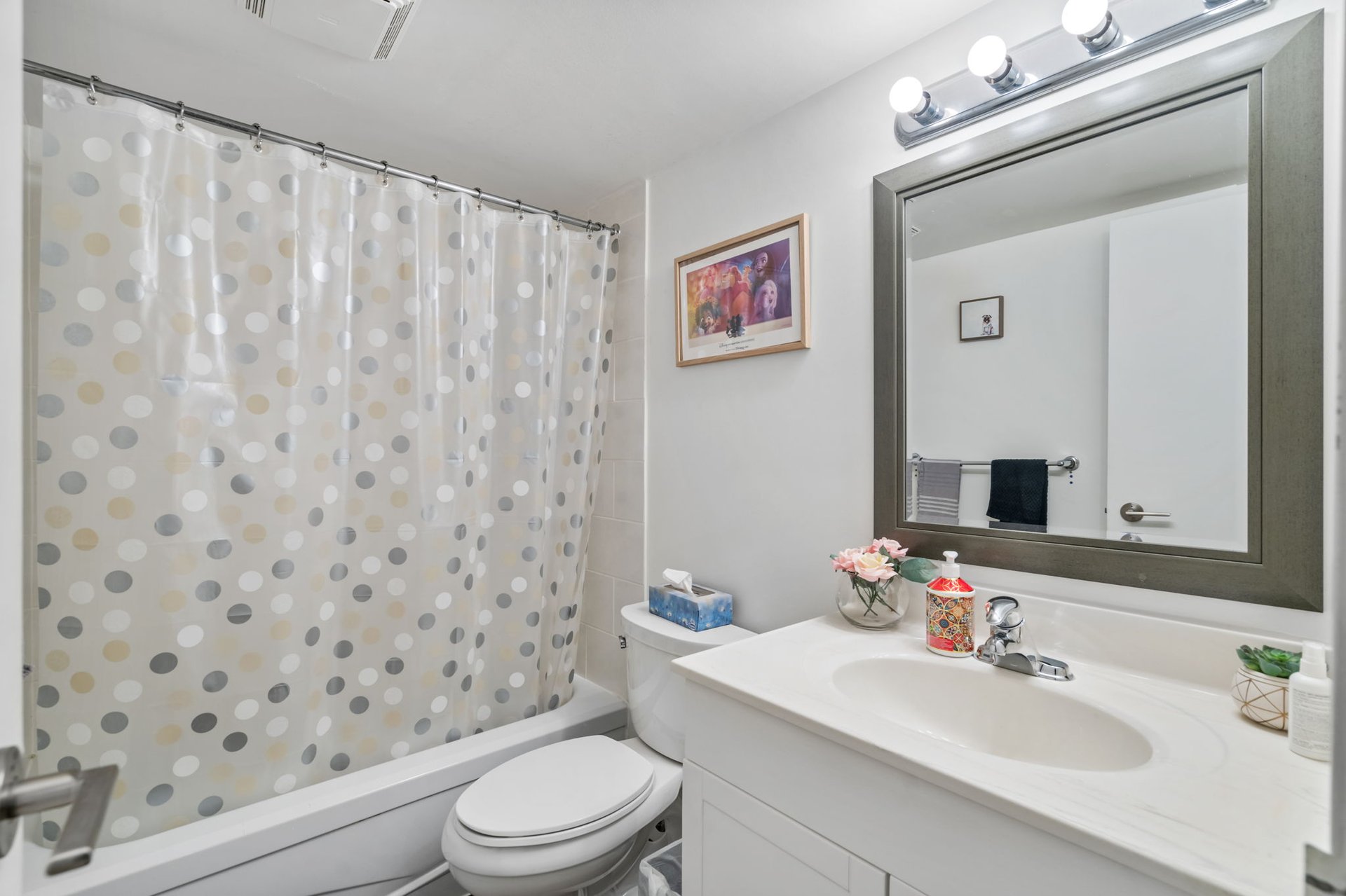 SOLD: Stunning Rare Penthouse Suite