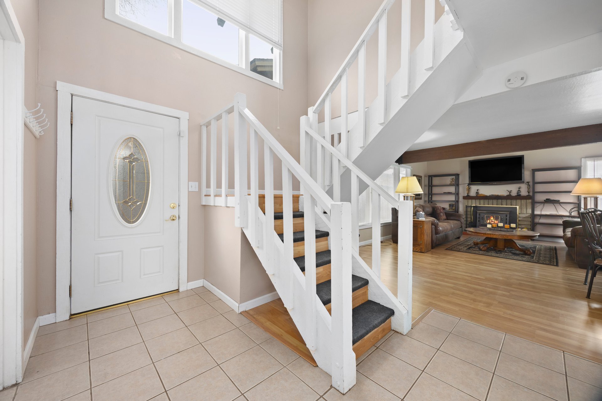 Charming Updated Condo in Bear Valley Springs – 101 Meadow Lakes