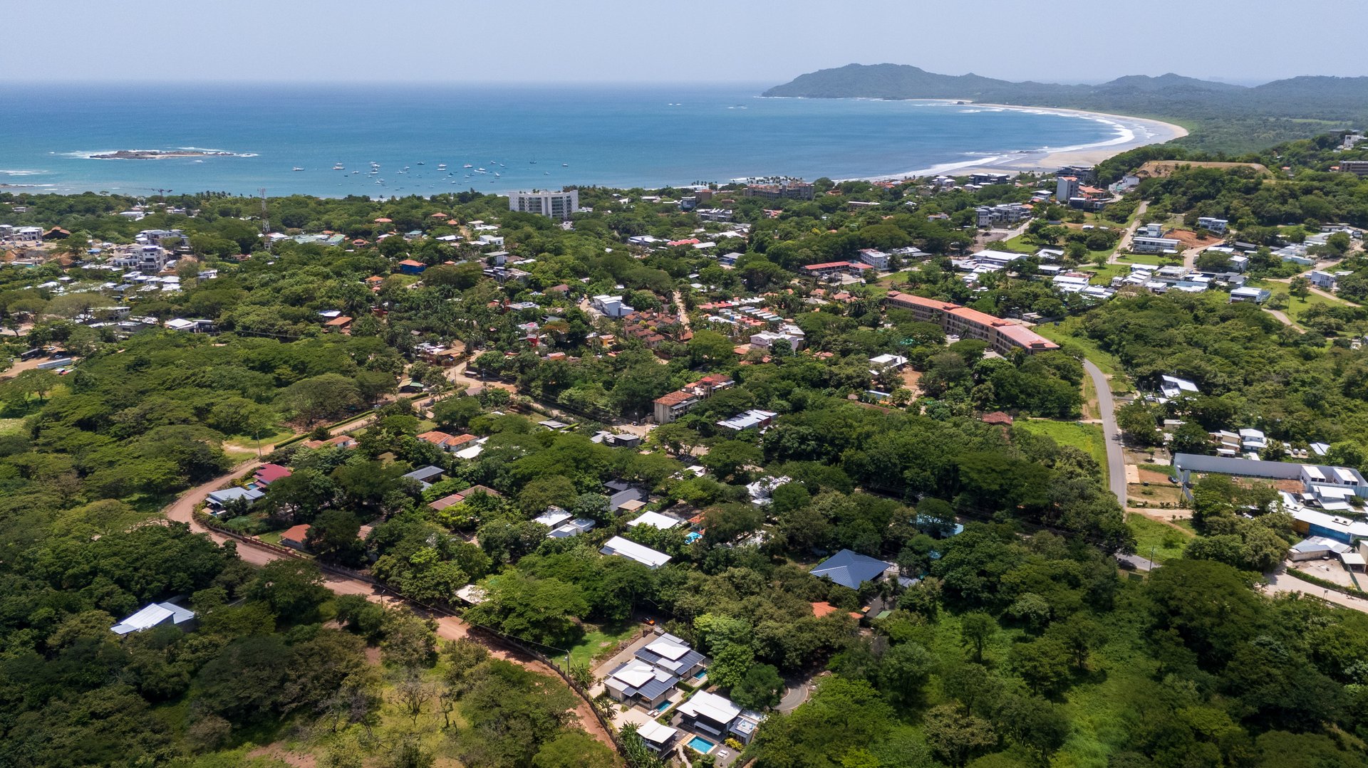 Casa Karibe | Vibrant 5-Bedroom Caribbean-Inspired Villa with Pool in Gated Tamarindo Community