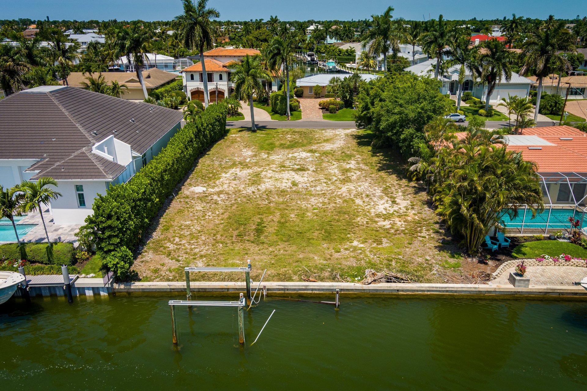 2165 Tarpon Road