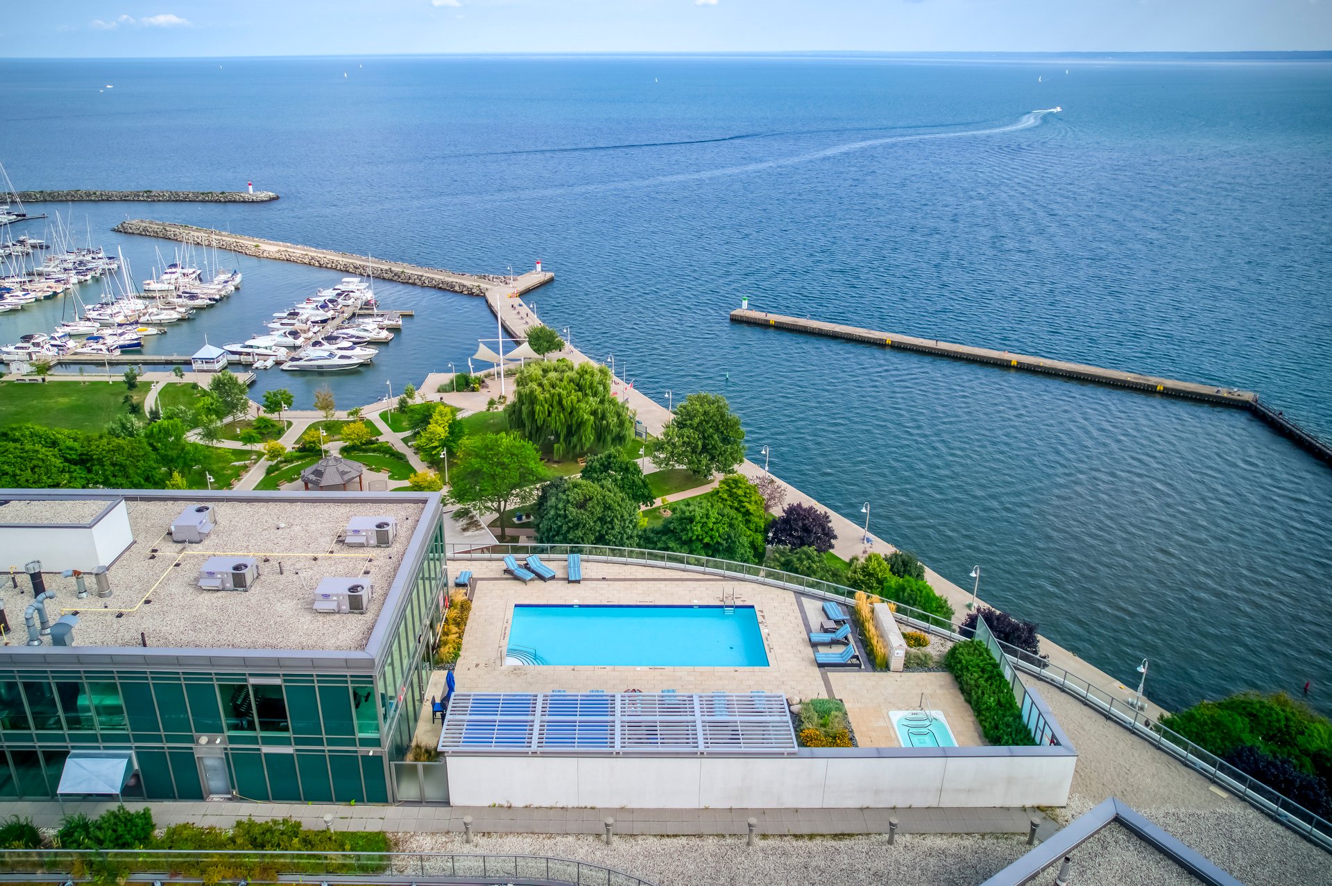 11 Bronte Rd #417