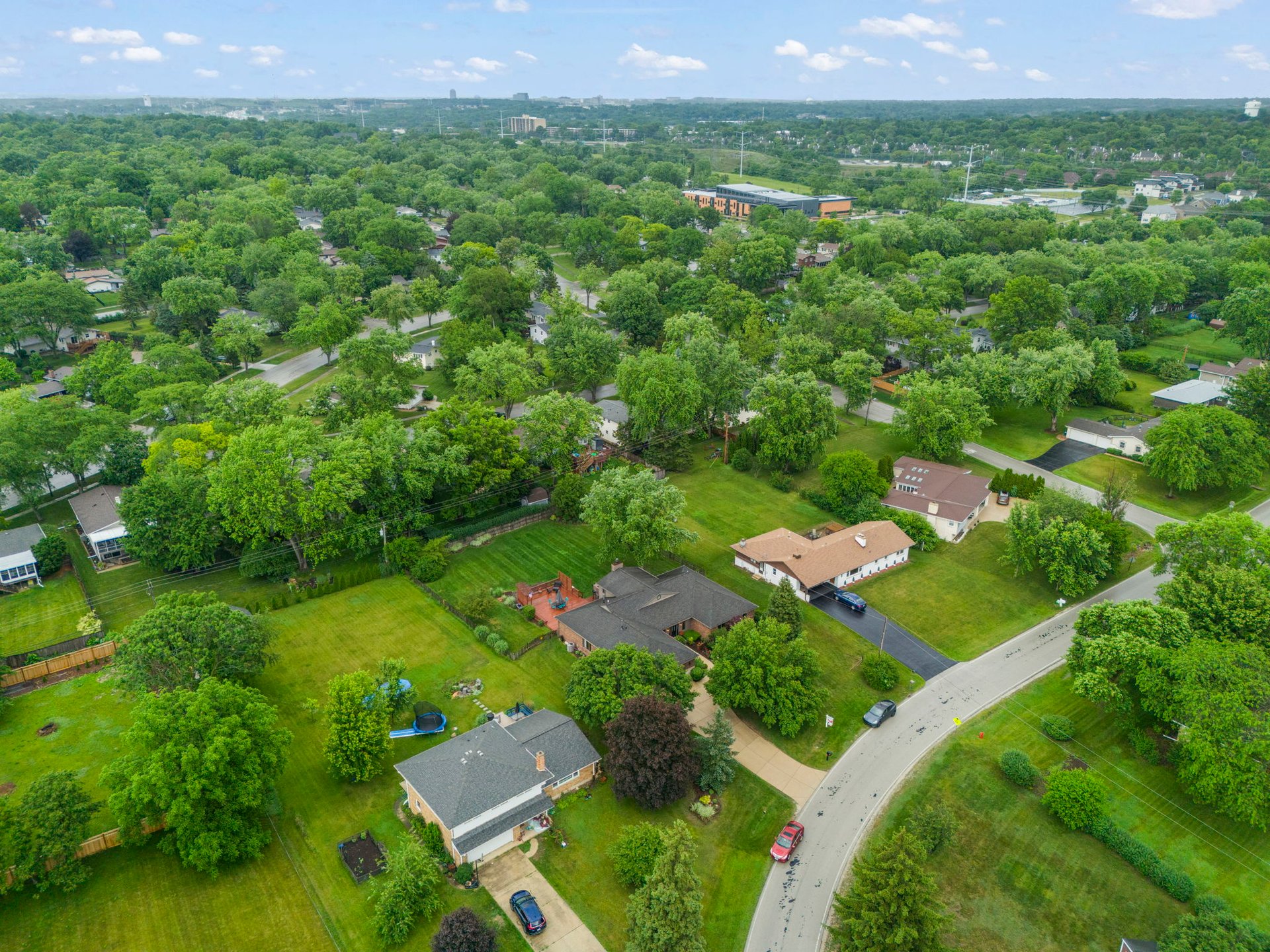 608 61st St, Lisle
