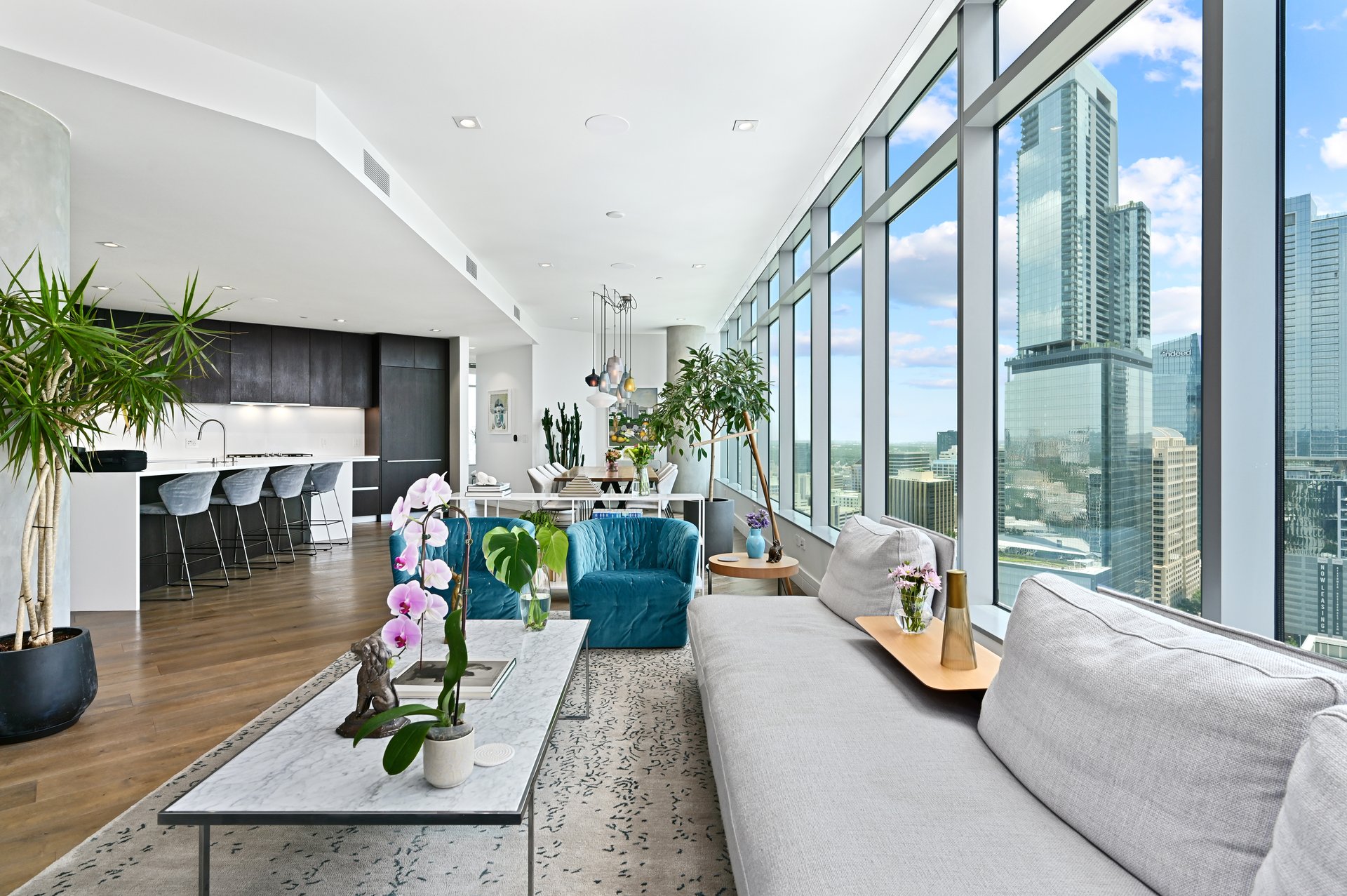 501 West Ave #3203