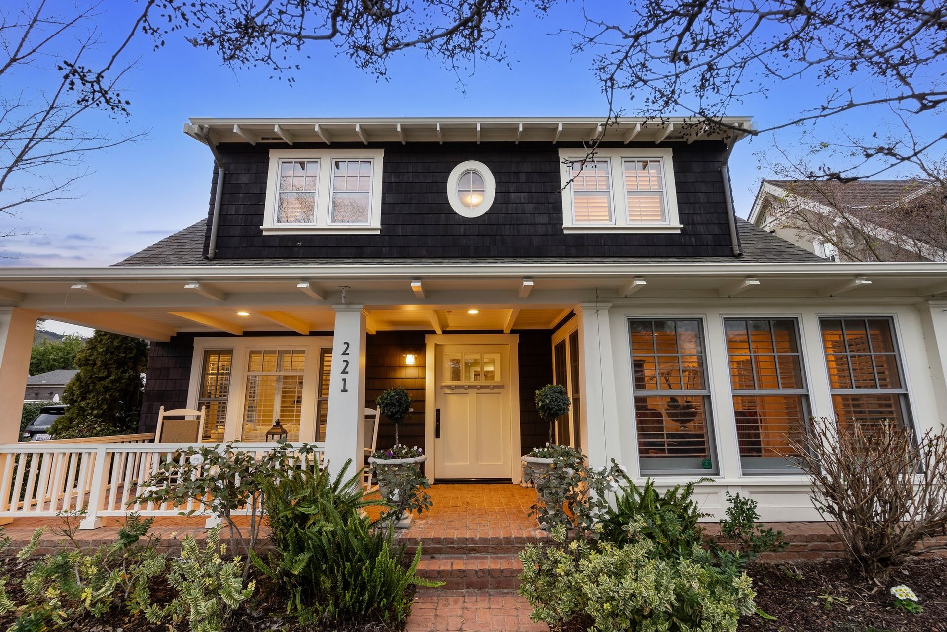 221 Caldwell Avenue