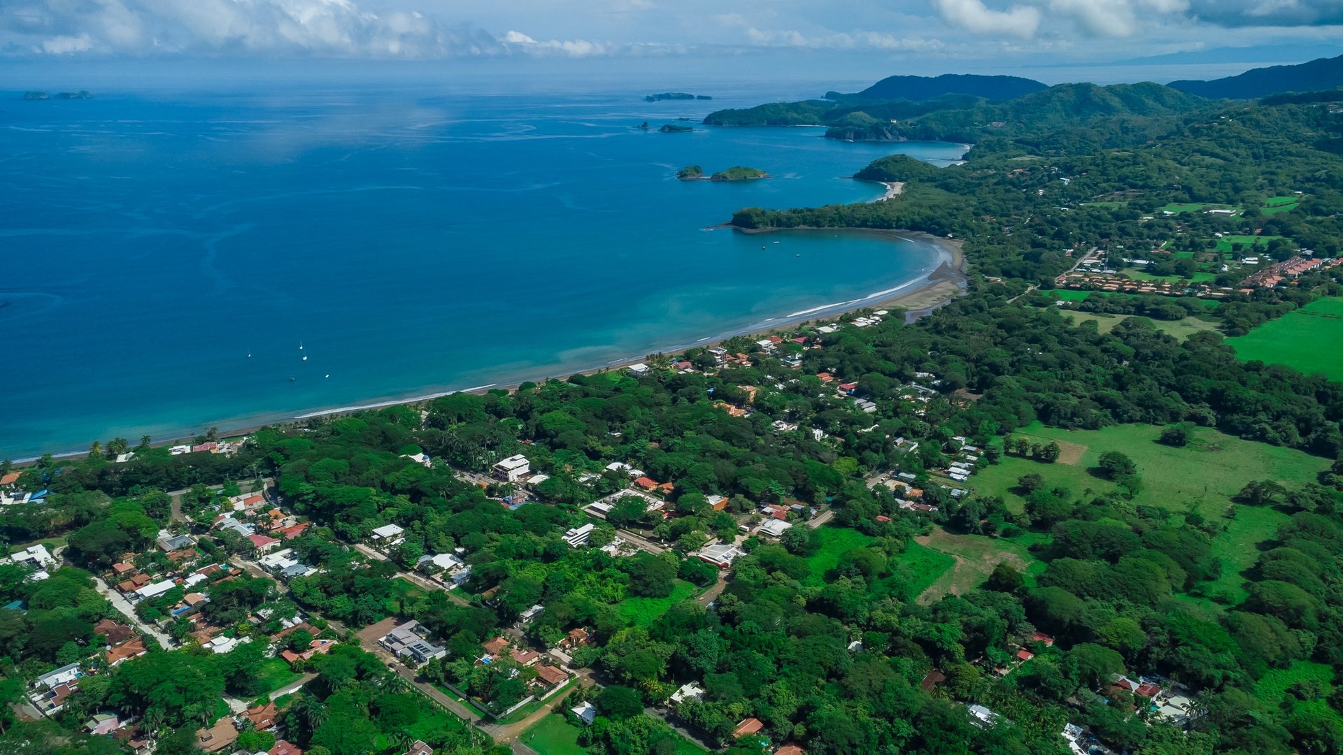 Surfside Lot L16 | Buildable Homesite Near the Beach in Surfside, Playa Potrero