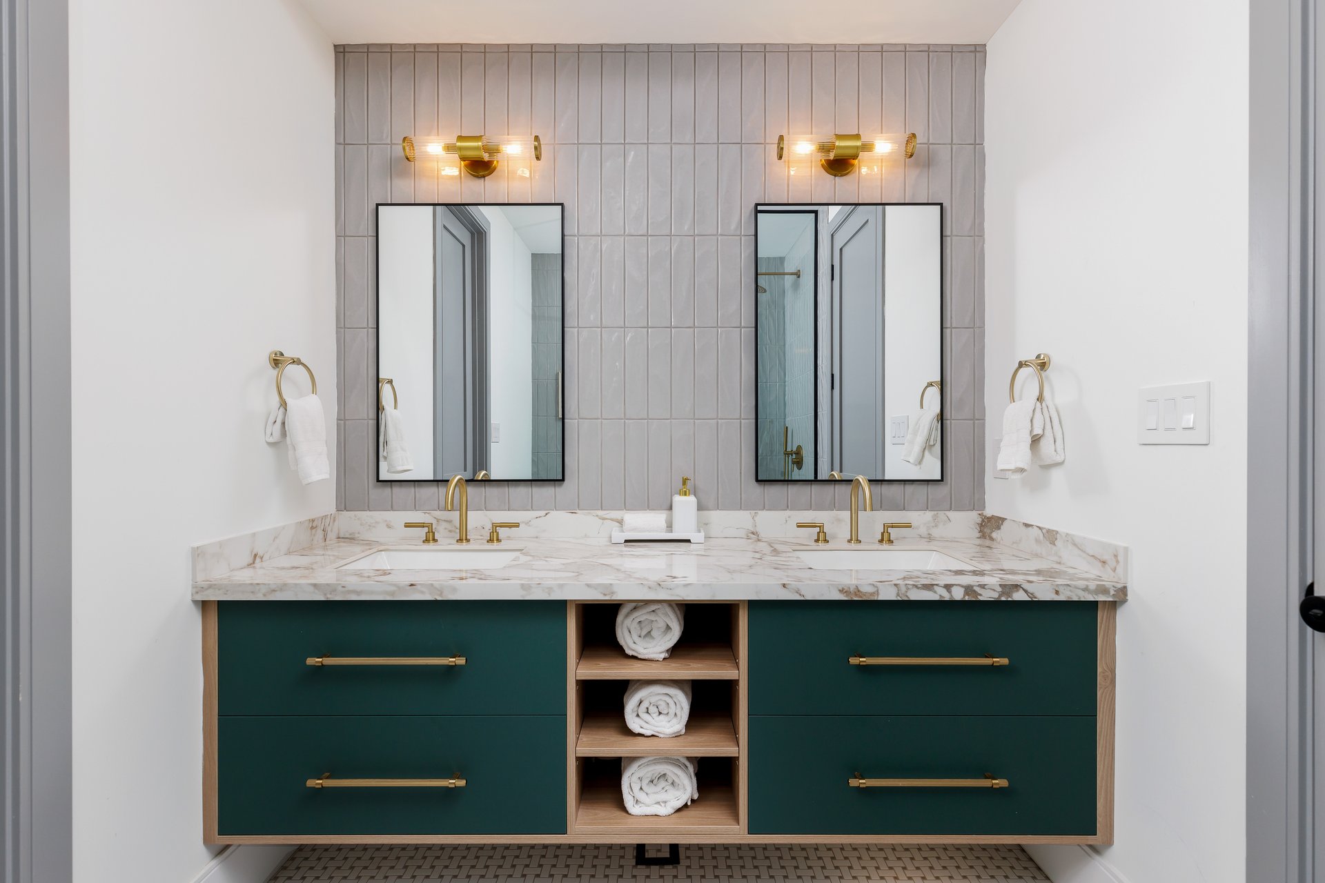 Trinity Bellwoods Luxury