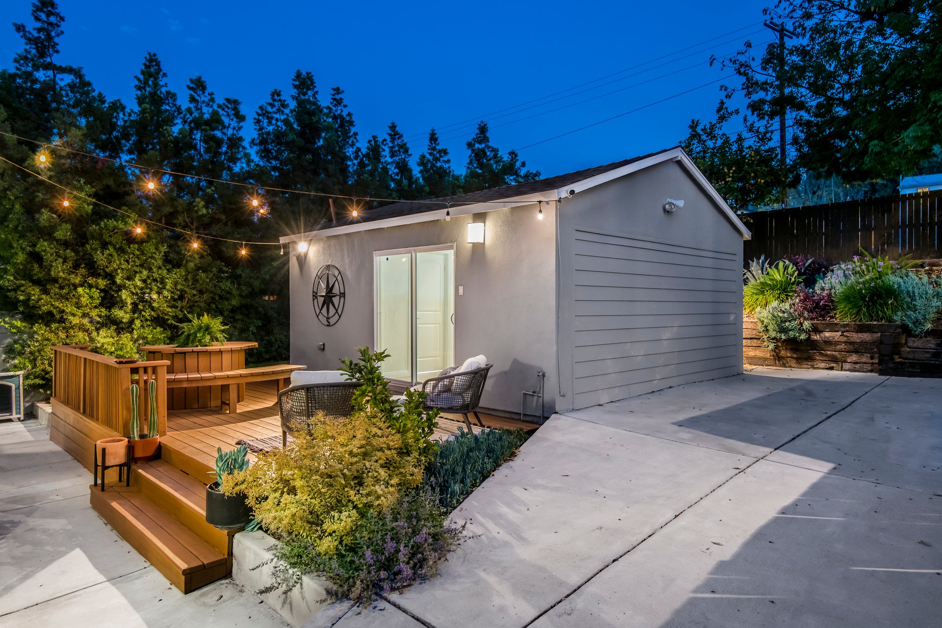 904 Farnam St, Highland Park