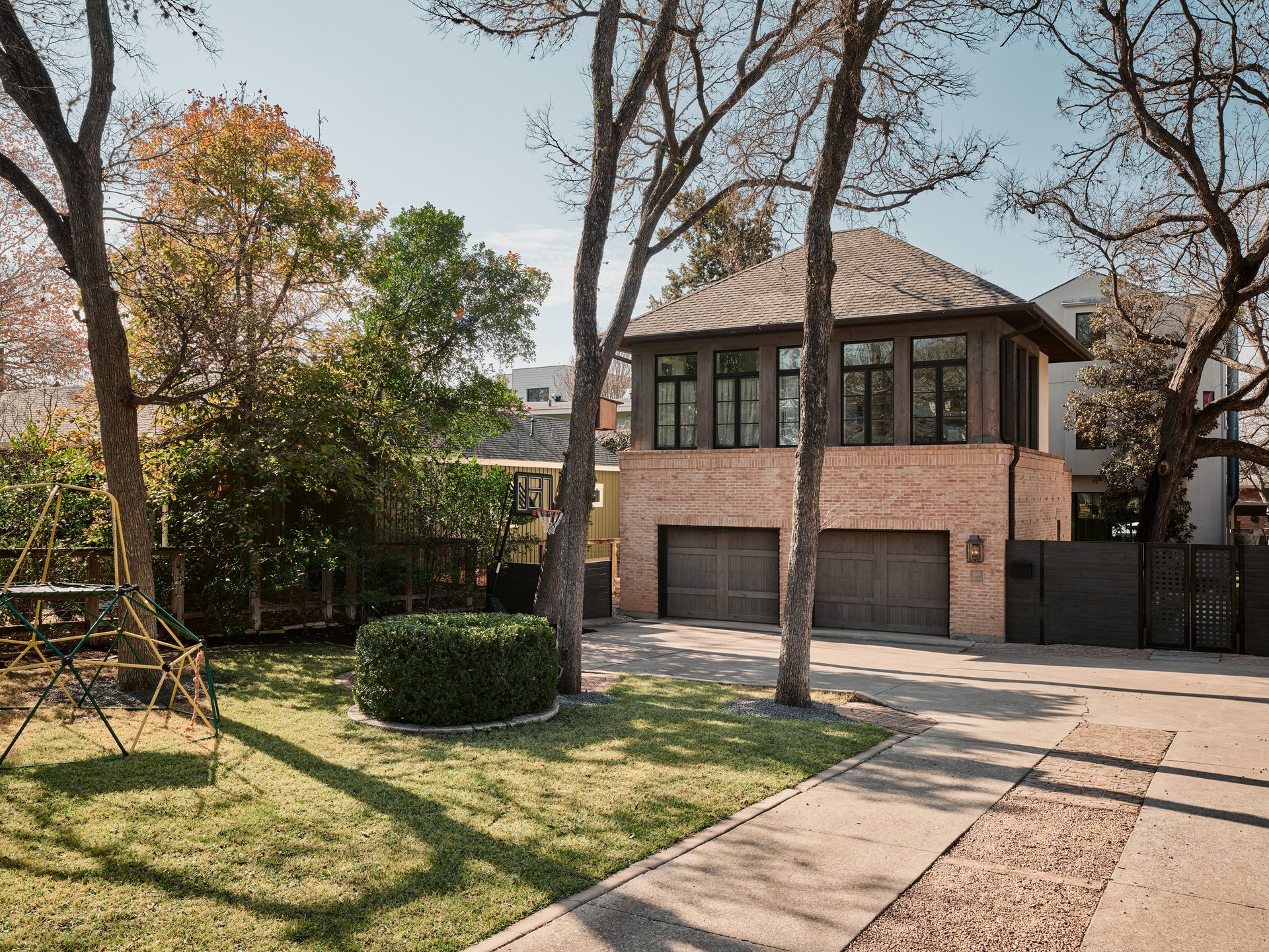 2107 Bridle Path