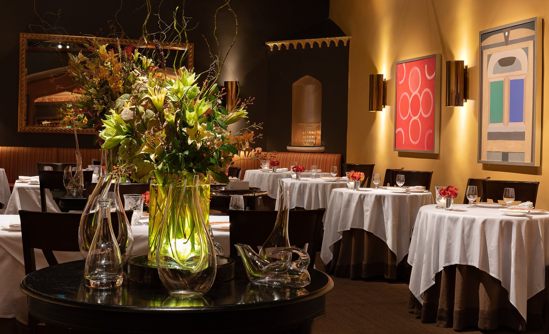  A chic, minimalist interior of a fine dining restaurant