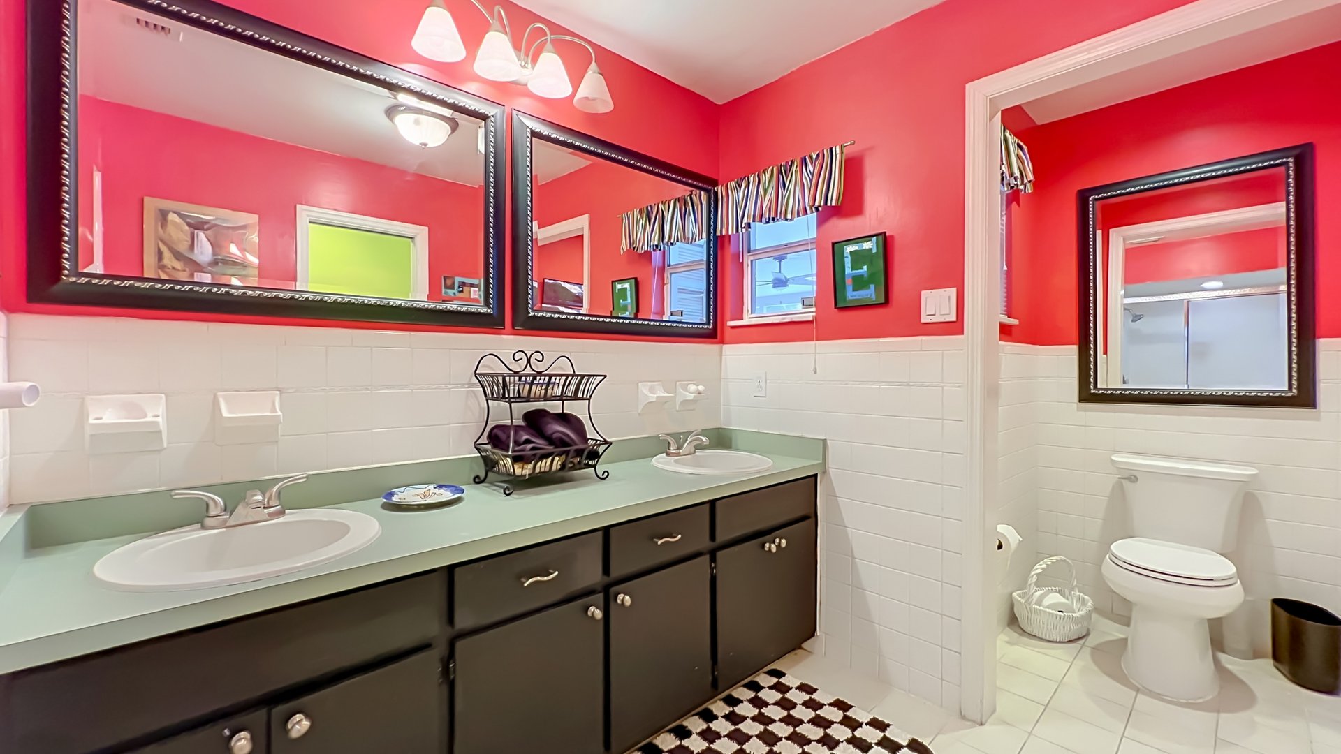 Winter Park Vias Traditonal 5-Bedroom Home near Racquet Club