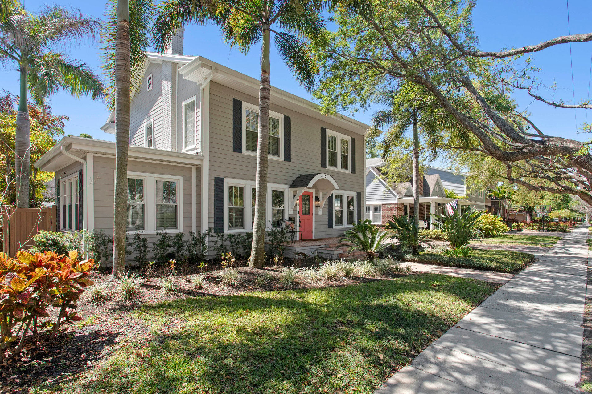 2810 W MORRISON AVE