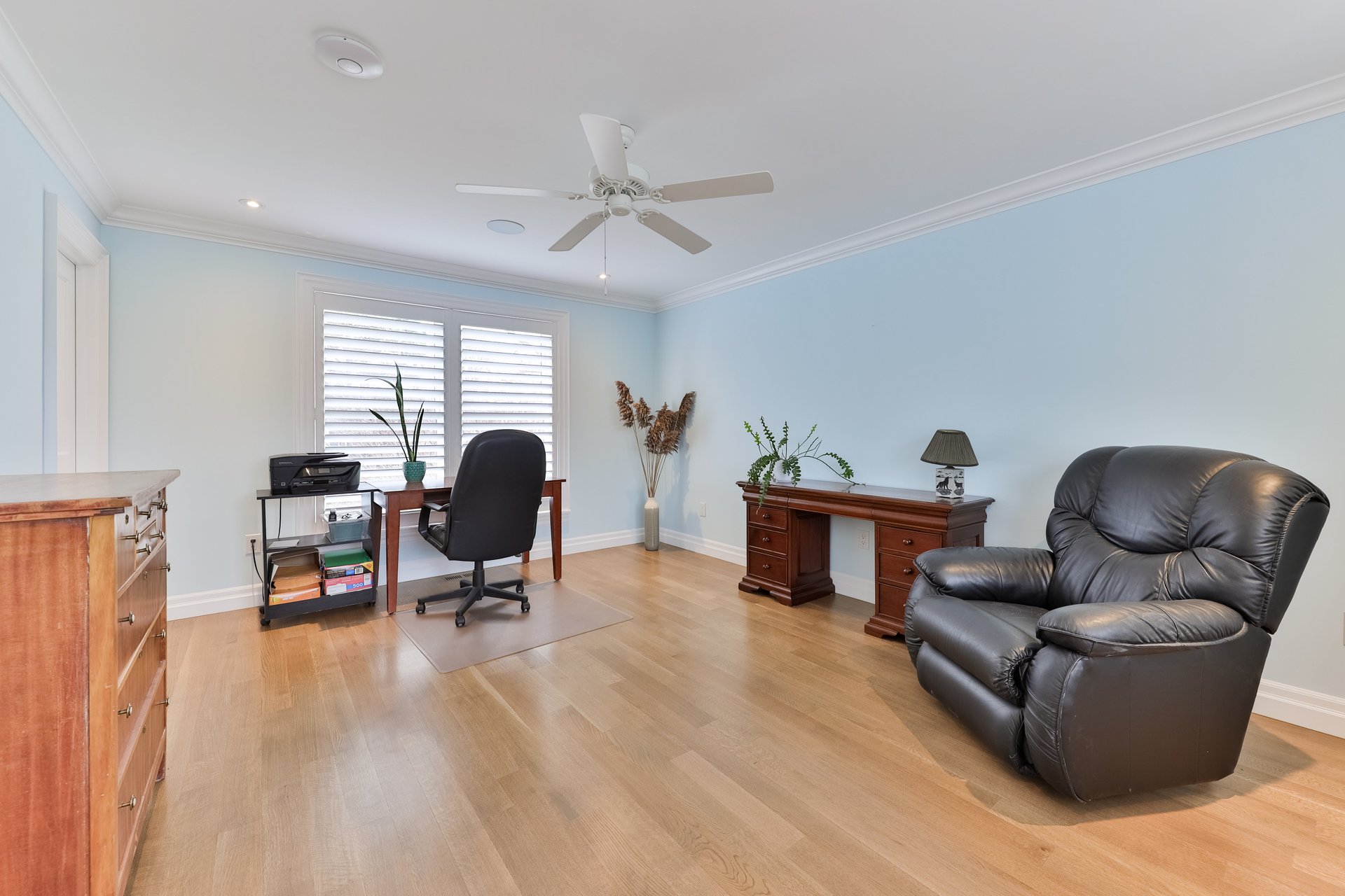 240 Pine Cove Road, Burlington 