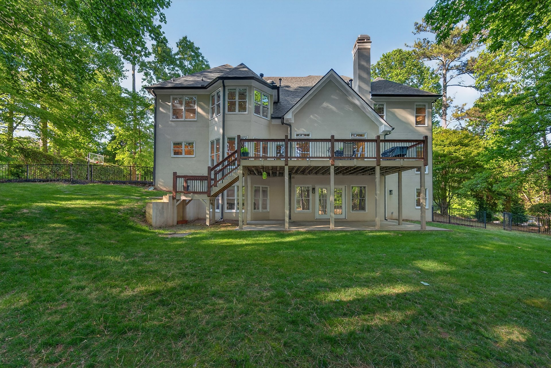 880 Hampton Bluff Drive