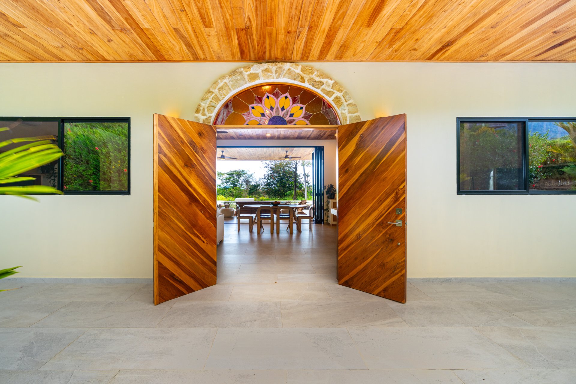 Modern Tropical Retreat - Private Oasis in Ojochal