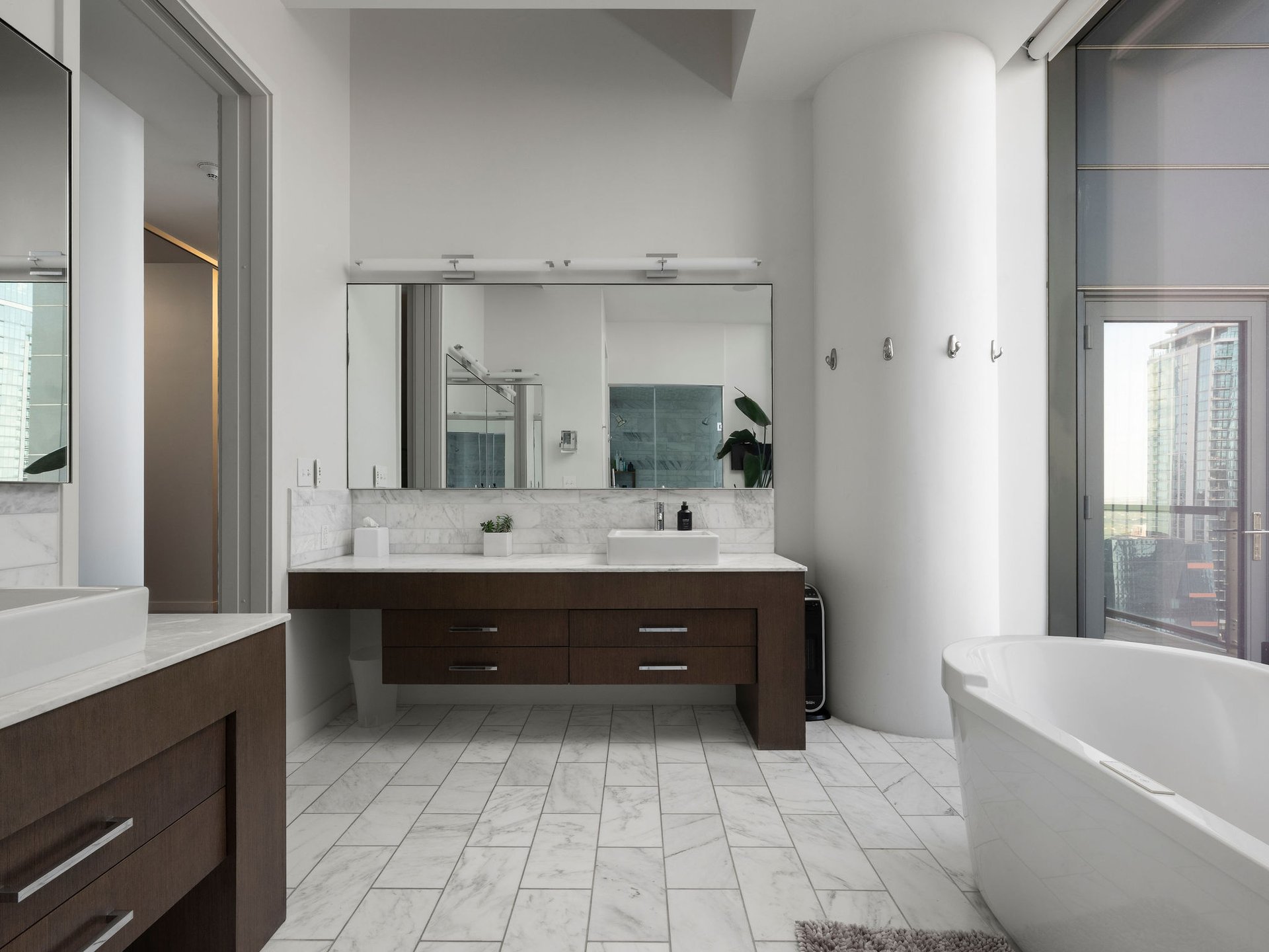 210 Lavaca Street #3504 