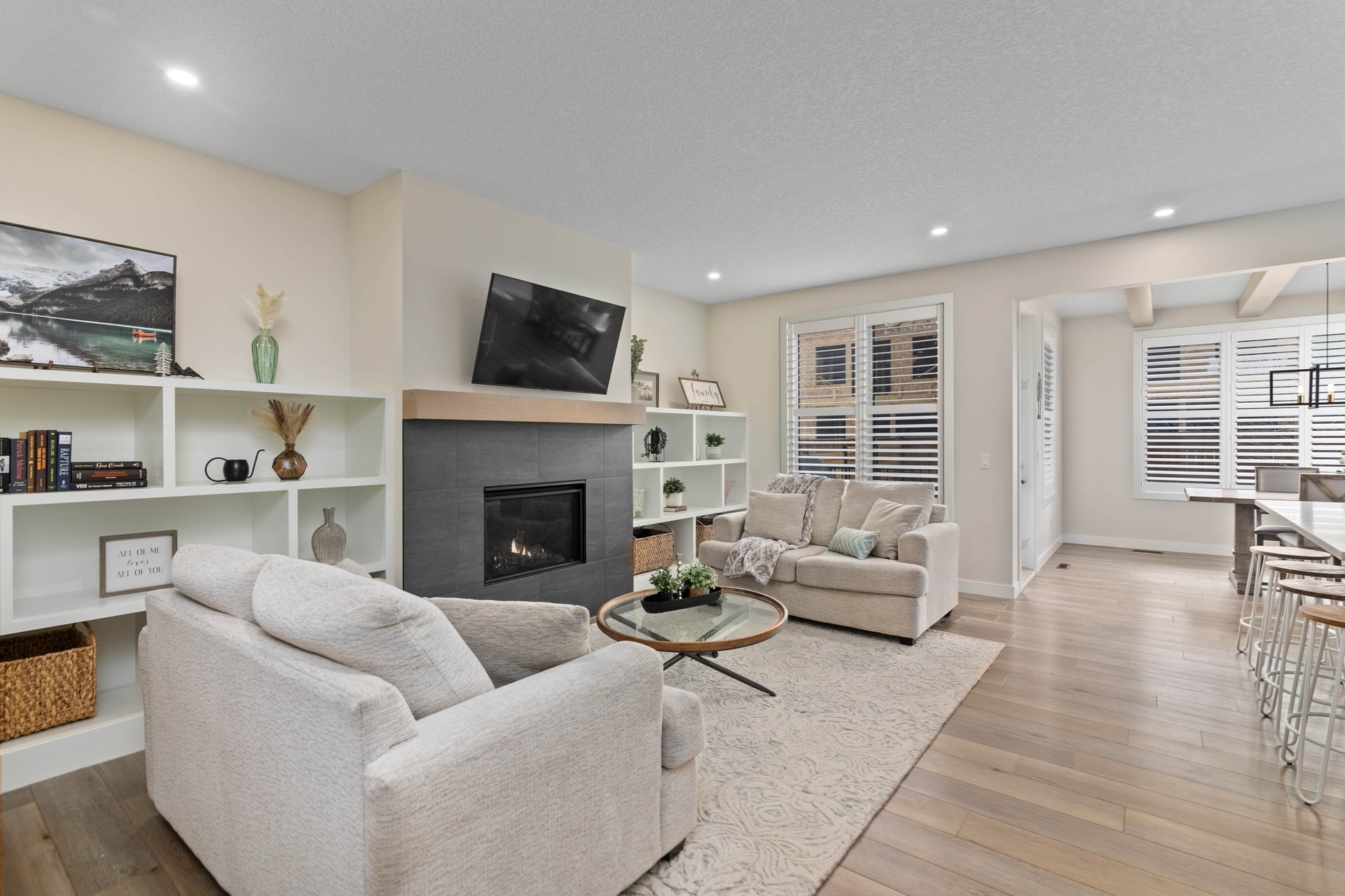 17 Coulee Crescent SW