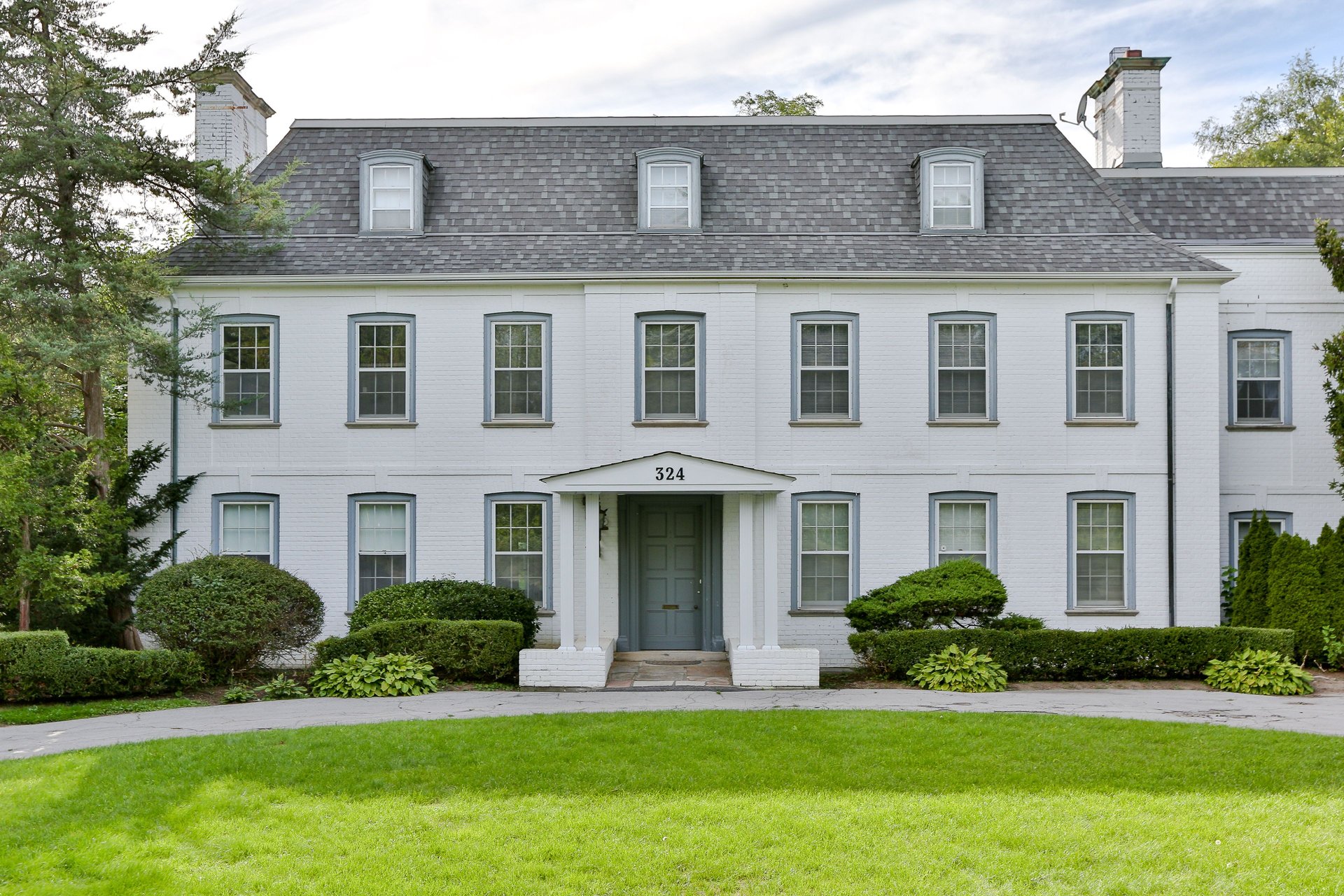 Georgian Revival Estate