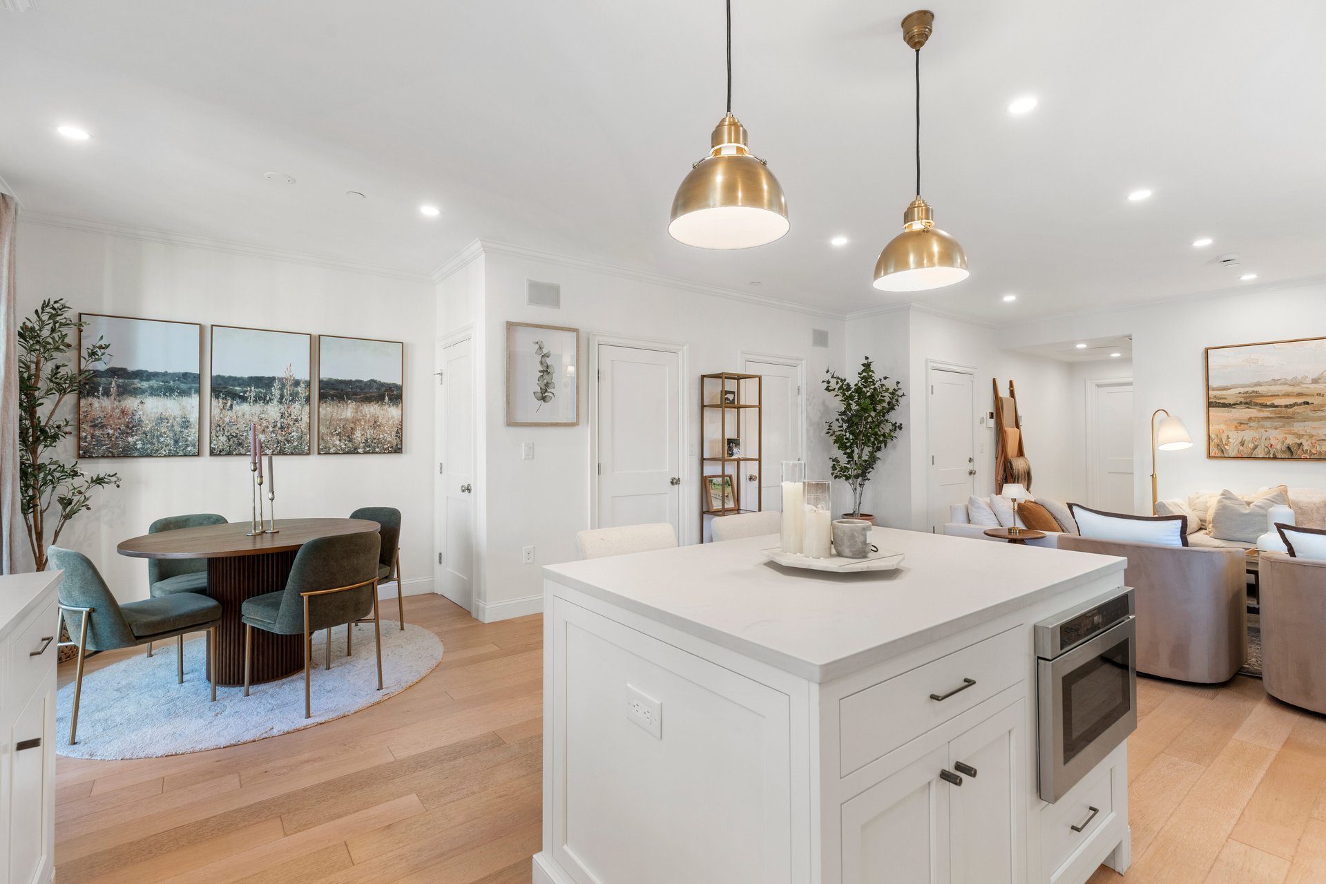 64 Baxter St #1