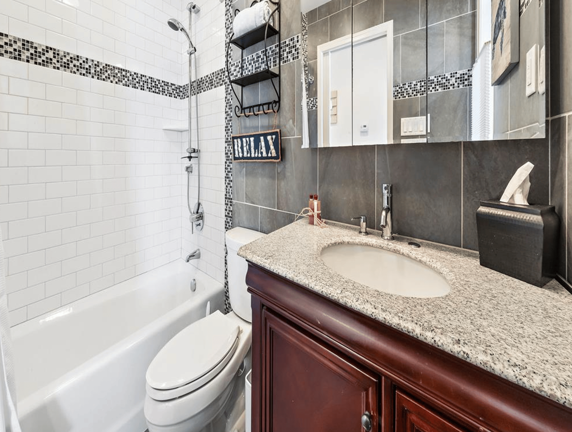 386 N 10th, Surf City