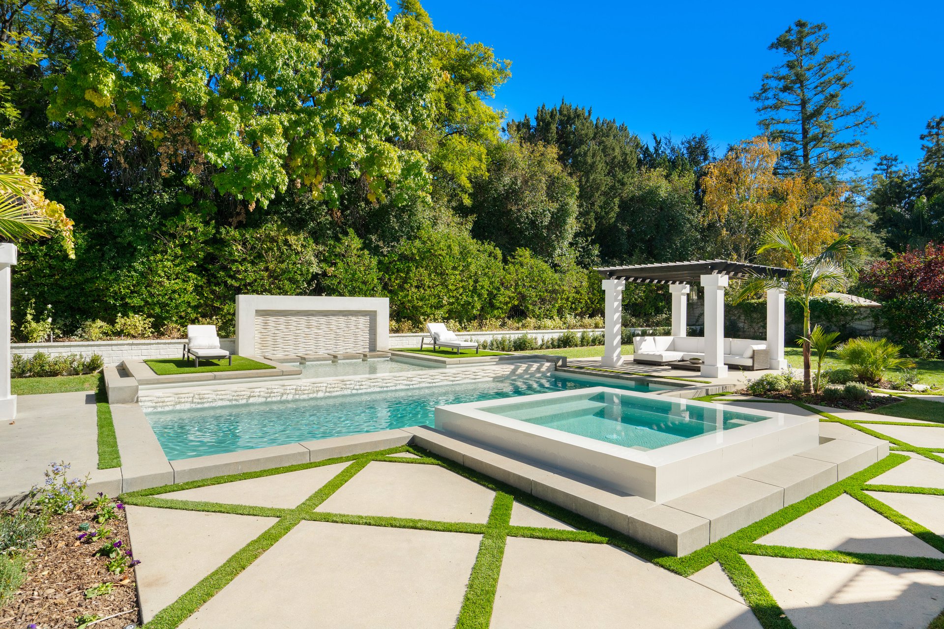 4608 Westchester Drive