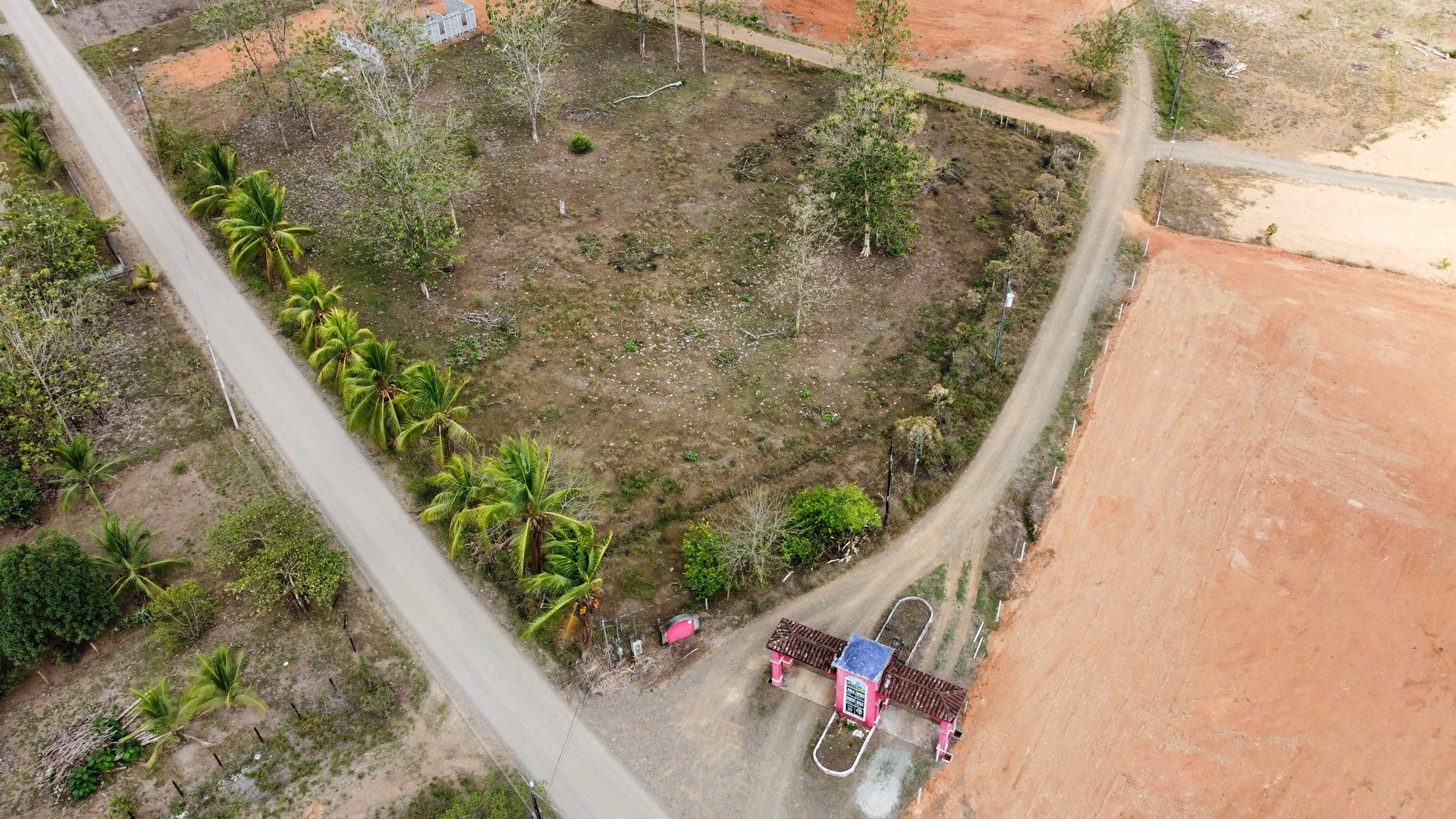 Prime Investment & Development Land with 4x2 Access – Central Pacific, Costa Rica