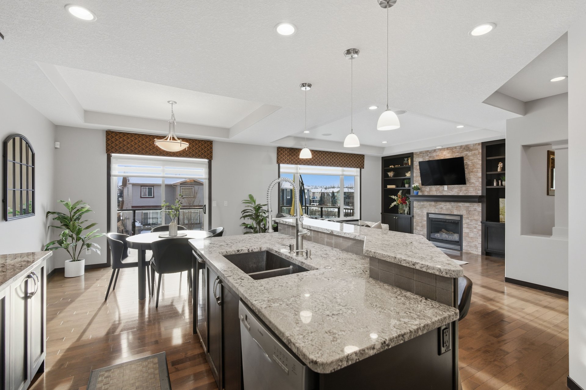 71 Panatella View NW