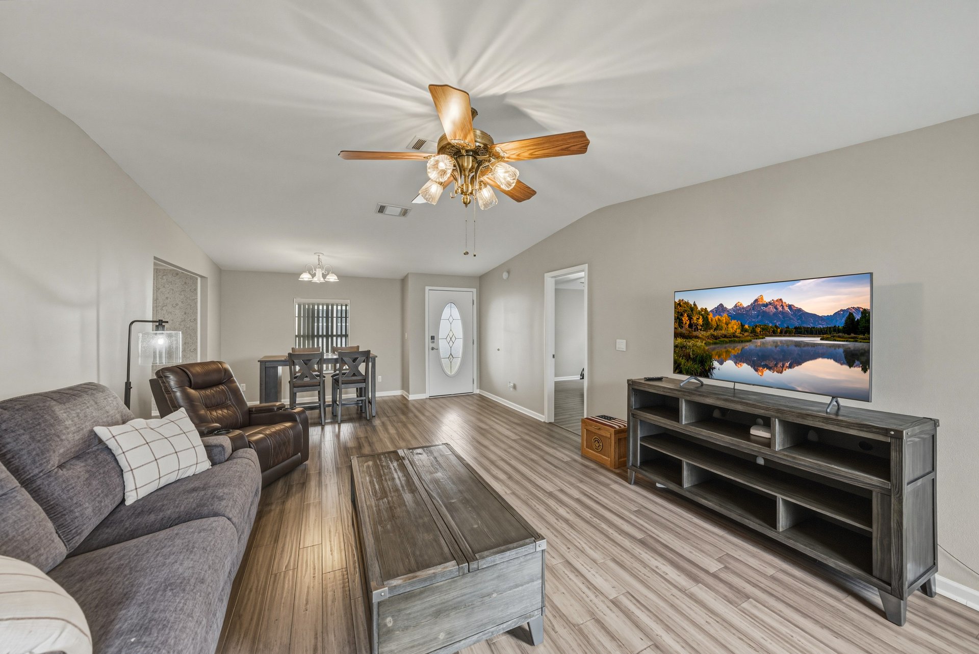 37410 NEUKOM AVE