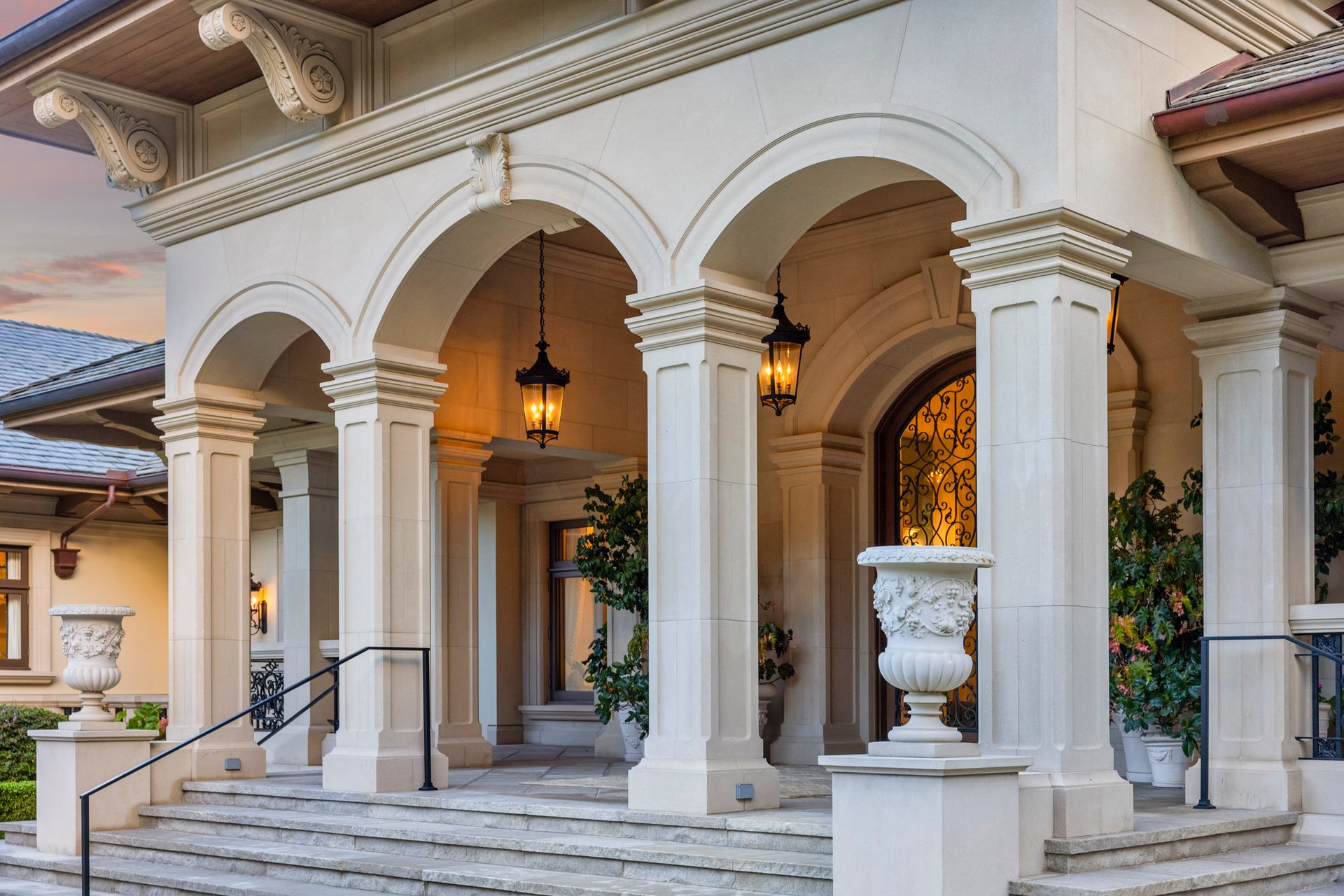 Mira Vista ~ Legacy Estate