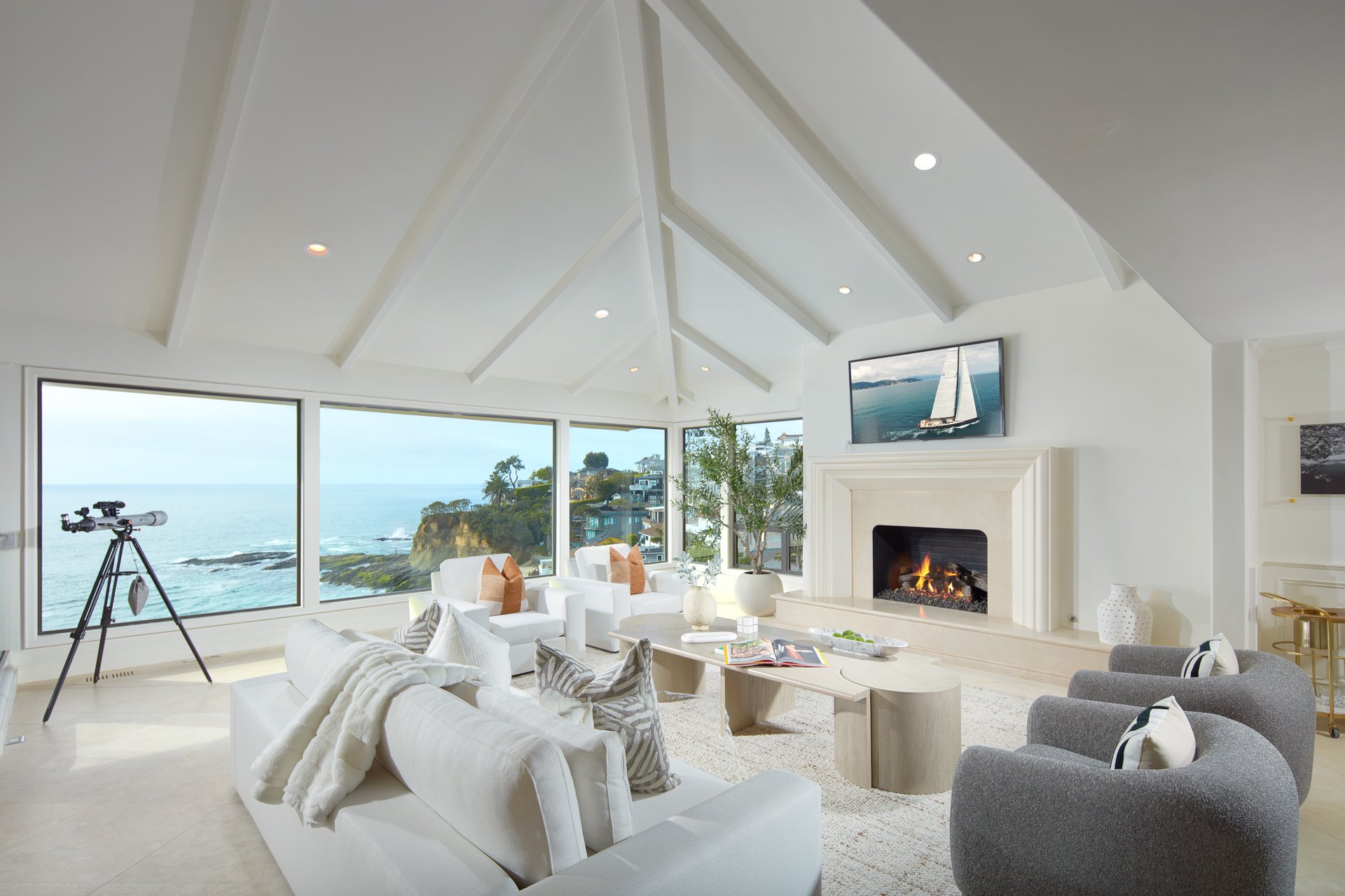 13 Lagunita Drive