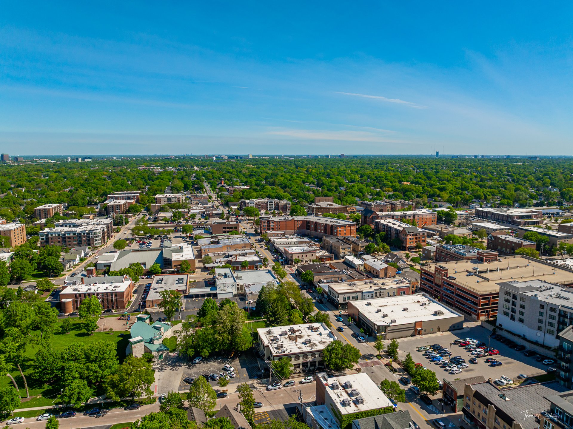 Premier Downtown Downers Grove Restaurant 