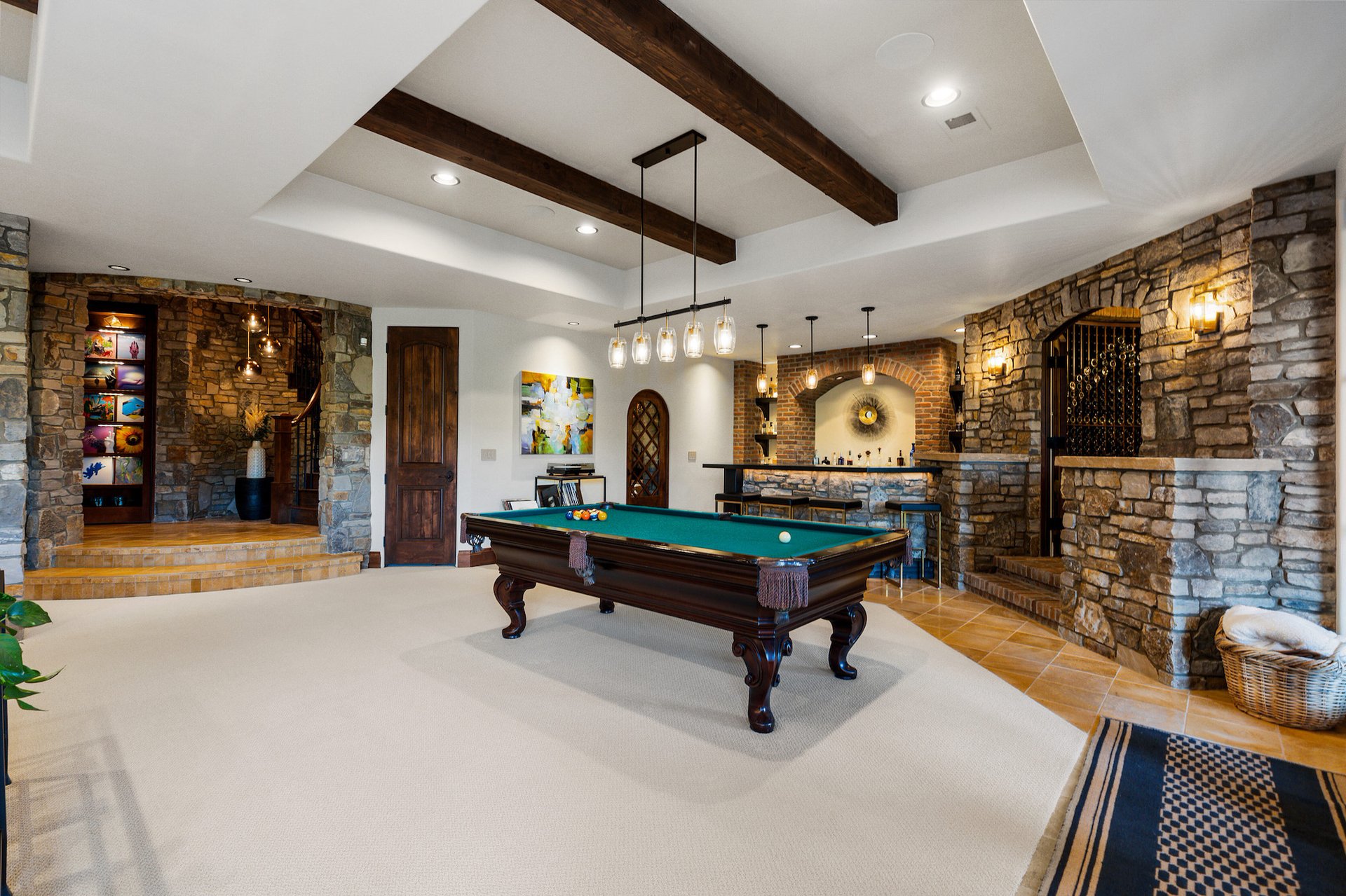 7208 Raphael Lane