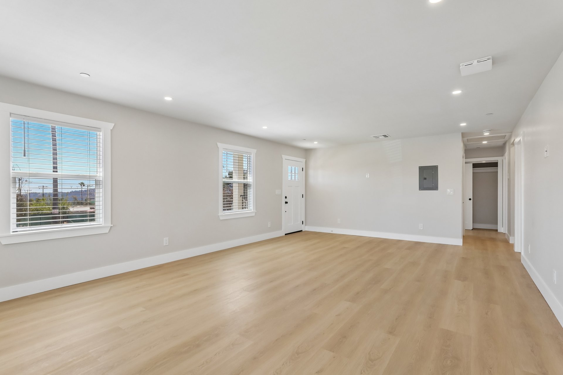 19 E Pine Street