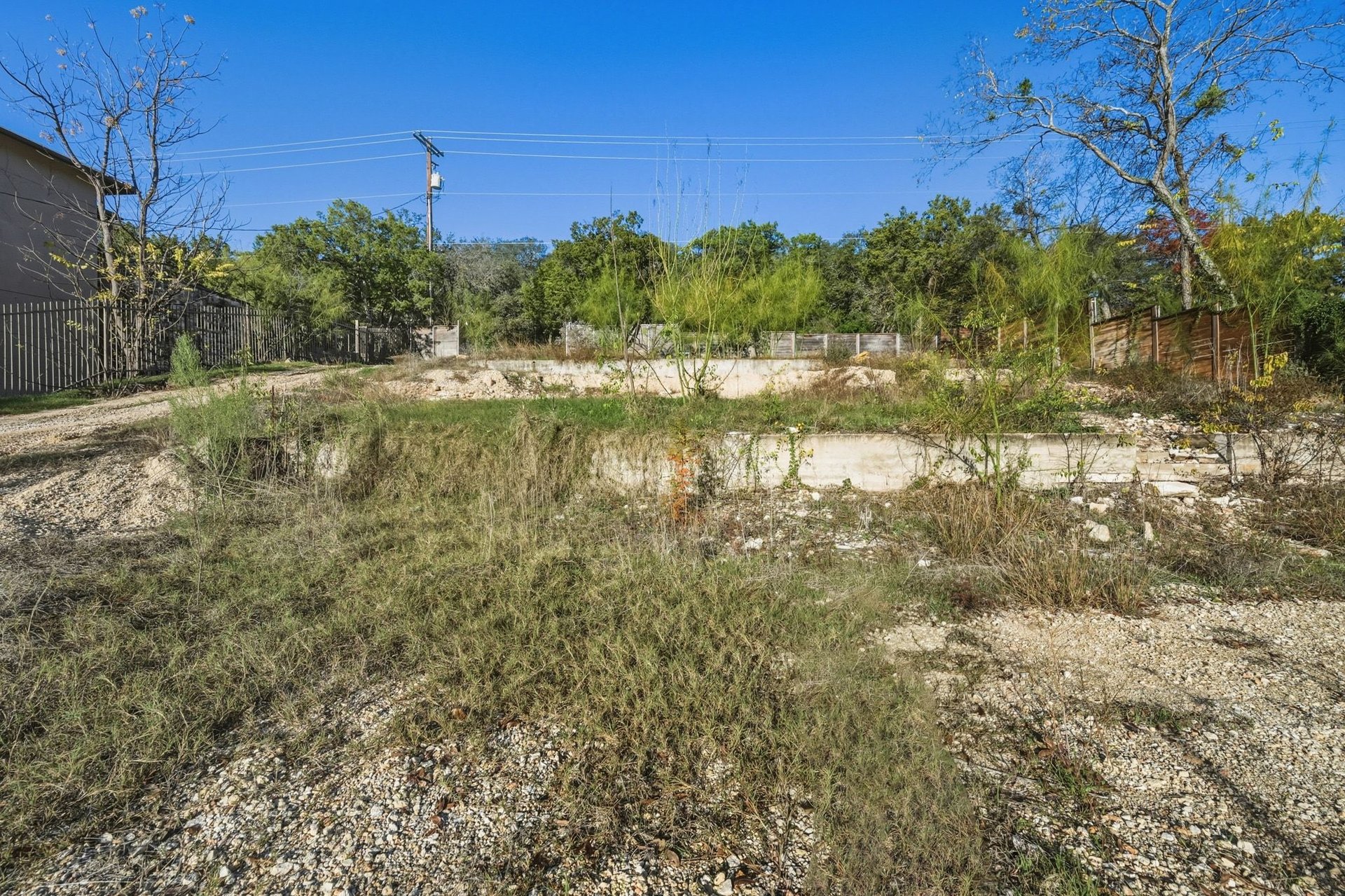 3607 Robbins Road