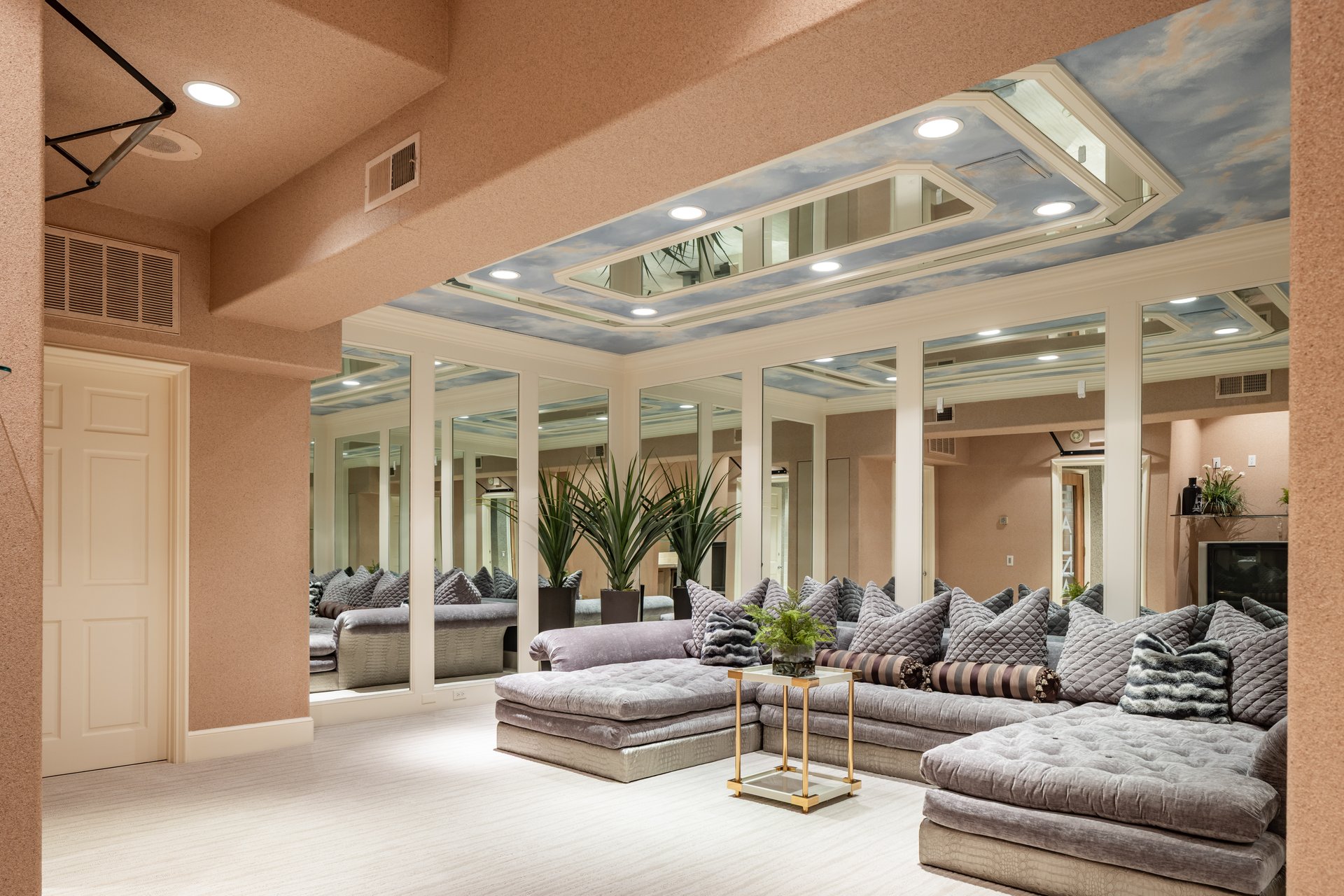 3 Weybridge Court