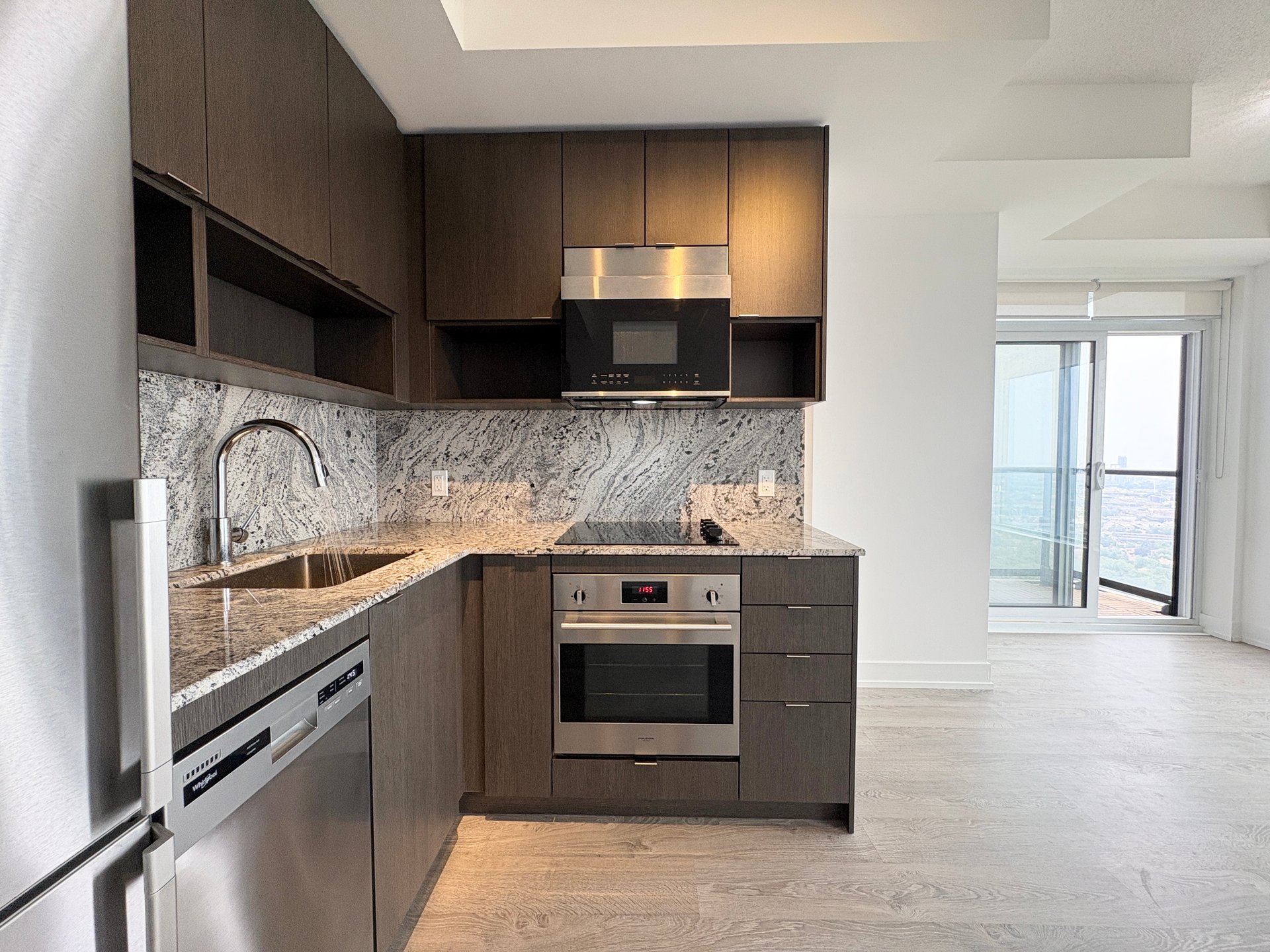 9 Mabelle Avenue, Toronto W08 Unit: 3425