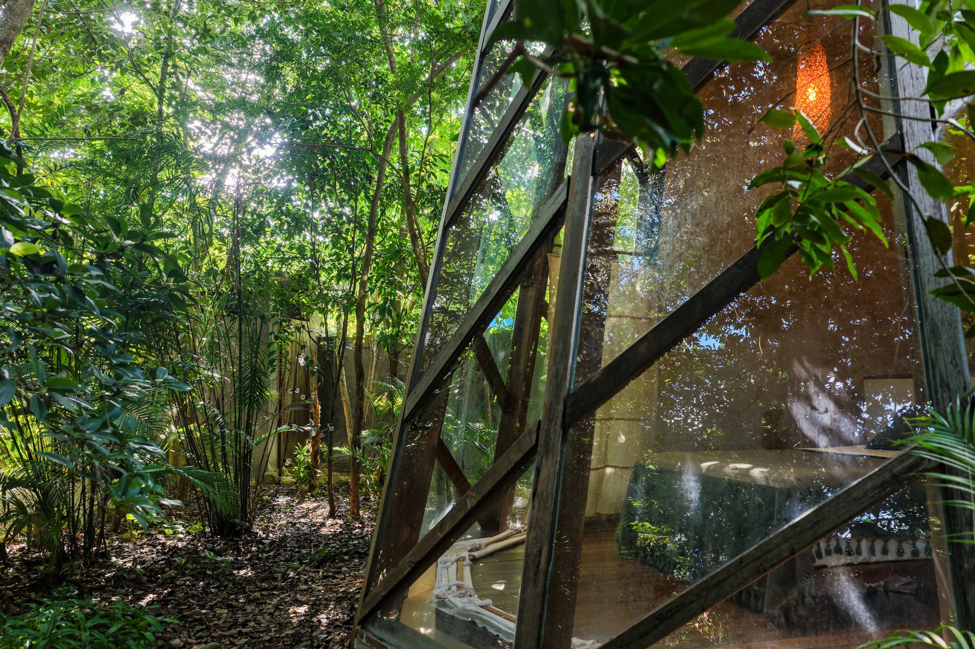 SELVATIK JUNGLE PODS 