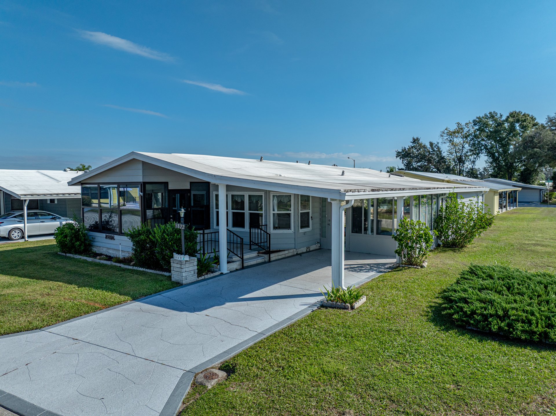 3822 DAMIAN DR