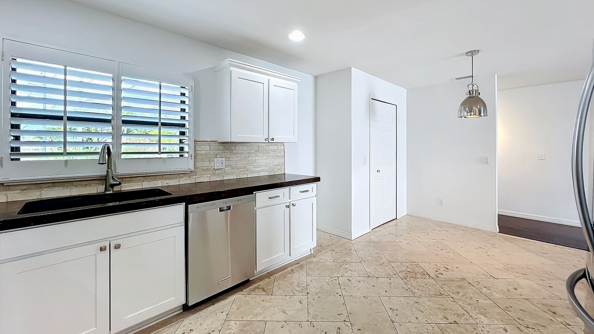 Luxury Lakefront Winter Park Condominium for Lease