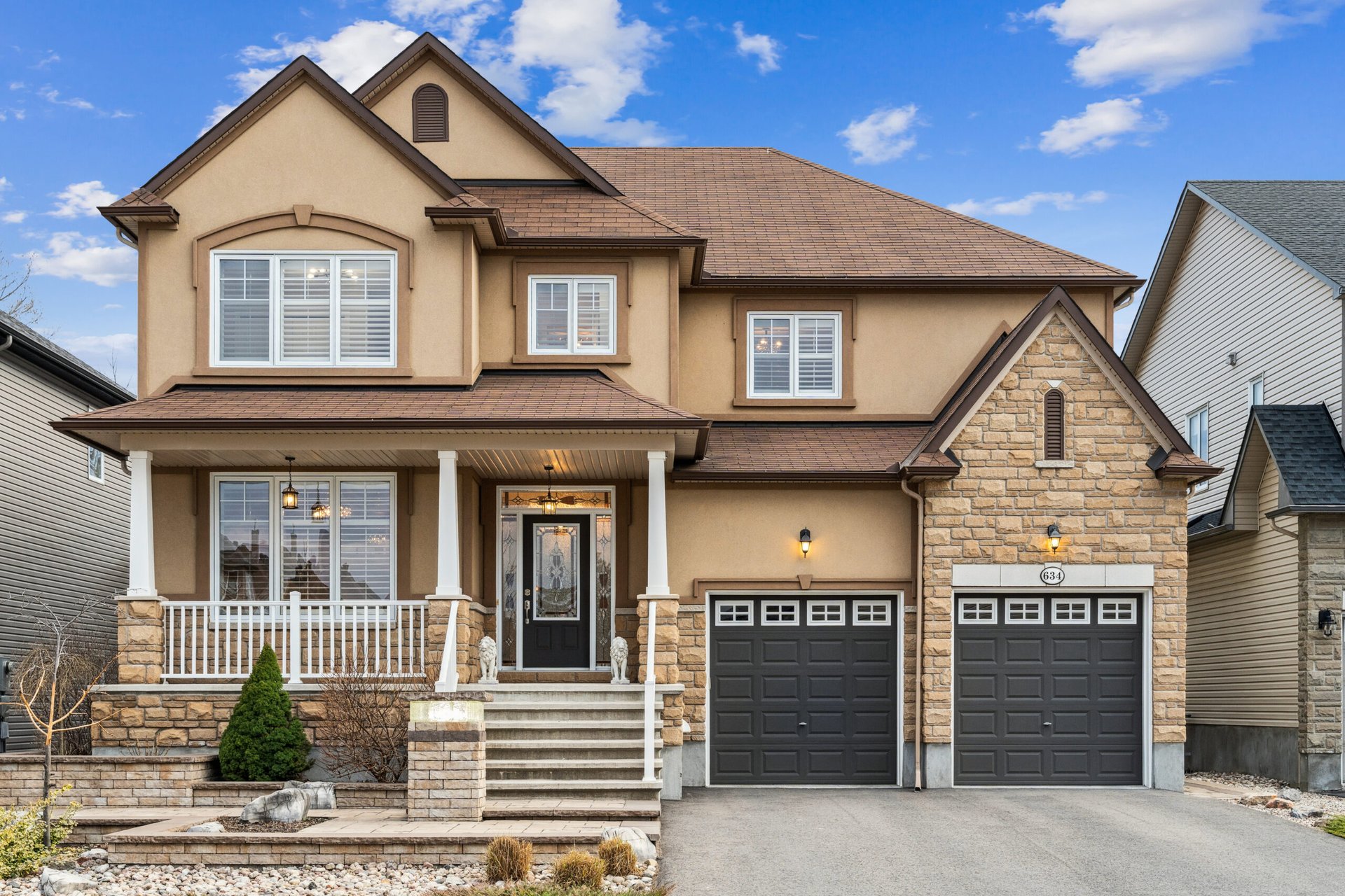 634 Birchland Cres