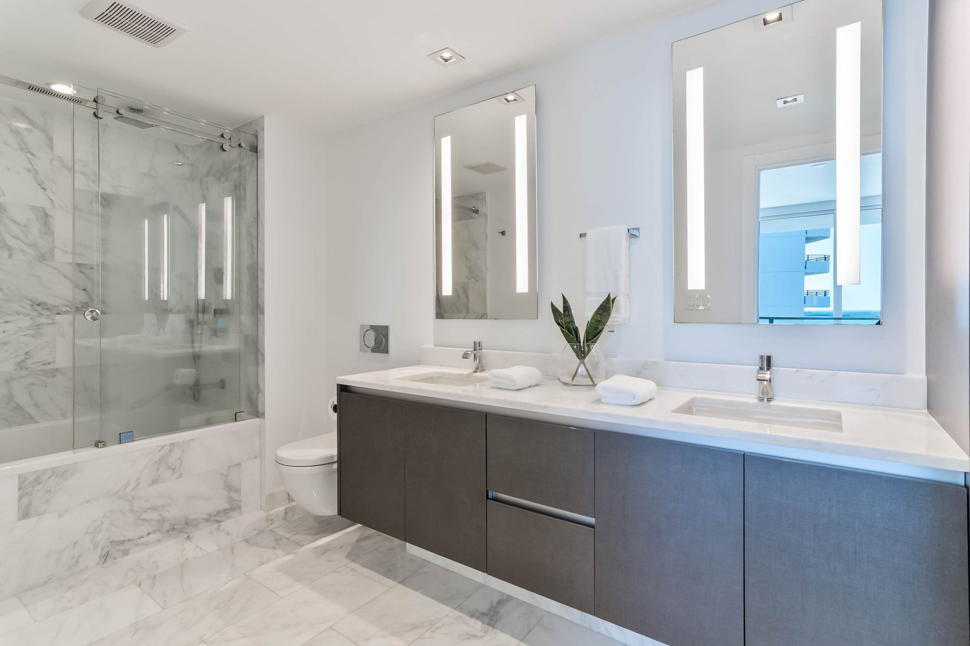 Echo Brickell 1602