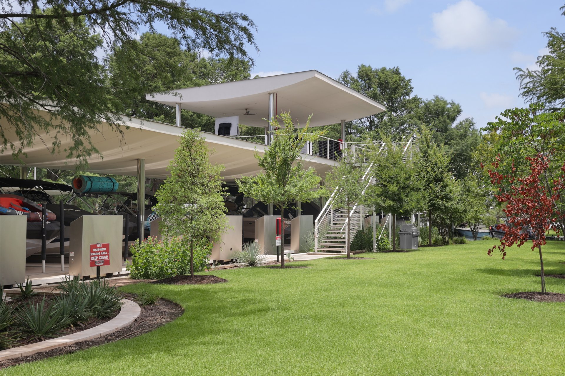 2503 Westlake Drive #4