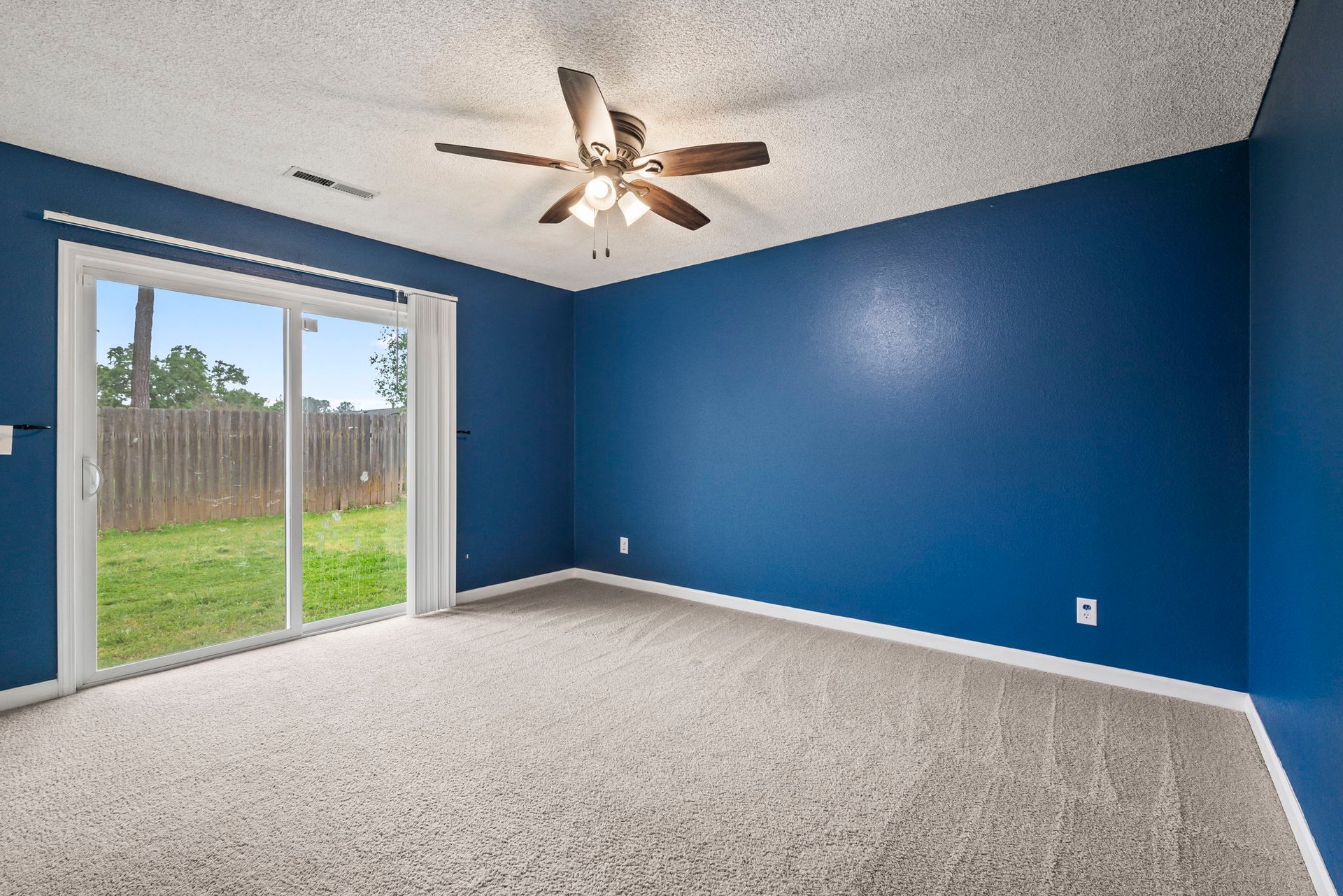 401 Sunlight Dr