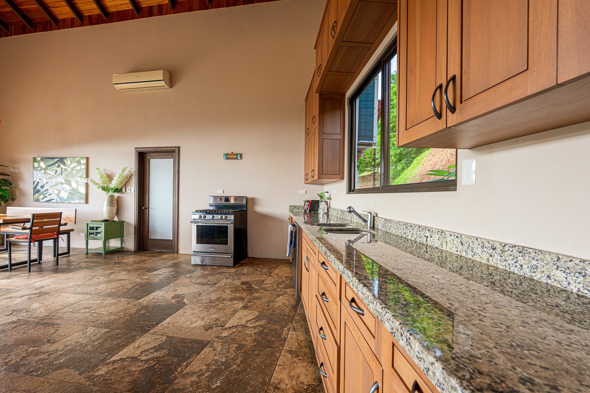 Sunset Ocean View Home on 2.6 Acres Platanillo