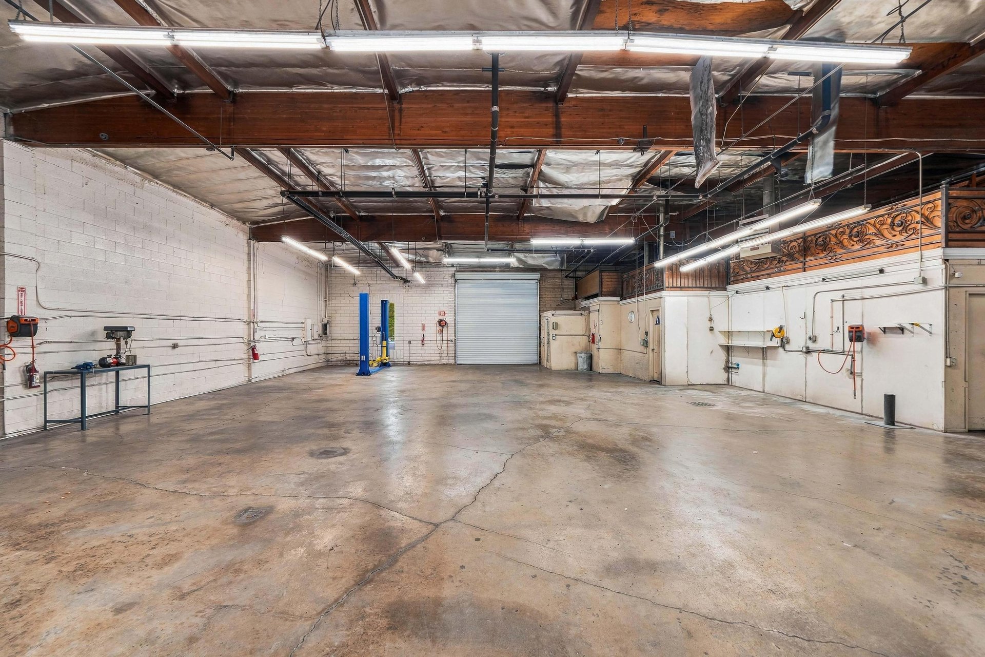2823 N. San Fernando 