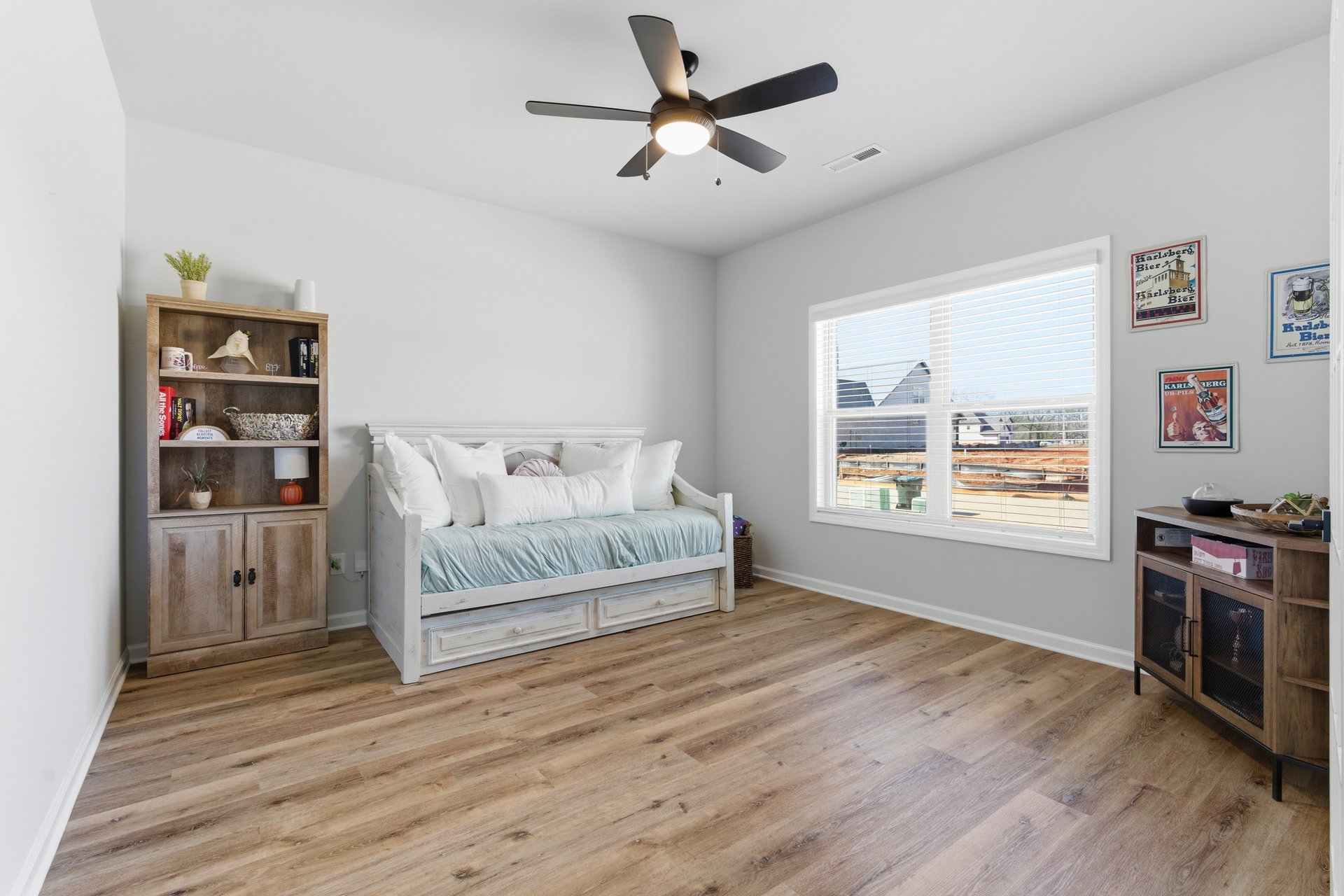 Flexible Floor Plan with Room to Grow!